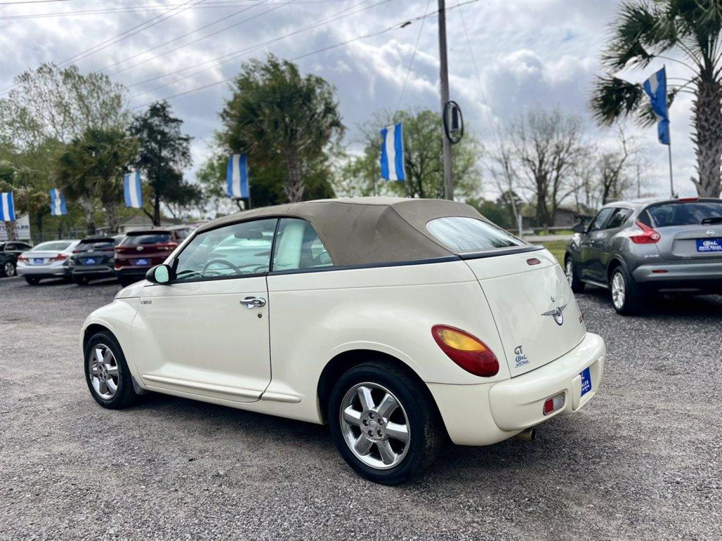 2005 White /Tan Chrysler PT Cruiser (3C3AY75S55T) with an 2.4l I-4 Dohc T/C HO 2.4l engine, Auto transmission, located at 745 East Steele Rd., West Columbia, SC, 29170, (803) 755-9148, 33.927212, -81.148483 - Special Internet Price! 2005 Chrysler PT Cruiser GT with AM/FM stereo, Cruise control, Air conditioning, Leather interior, Powered cloth convertible top, Powered windows, Powered door locks, Plus more! - Photo#1