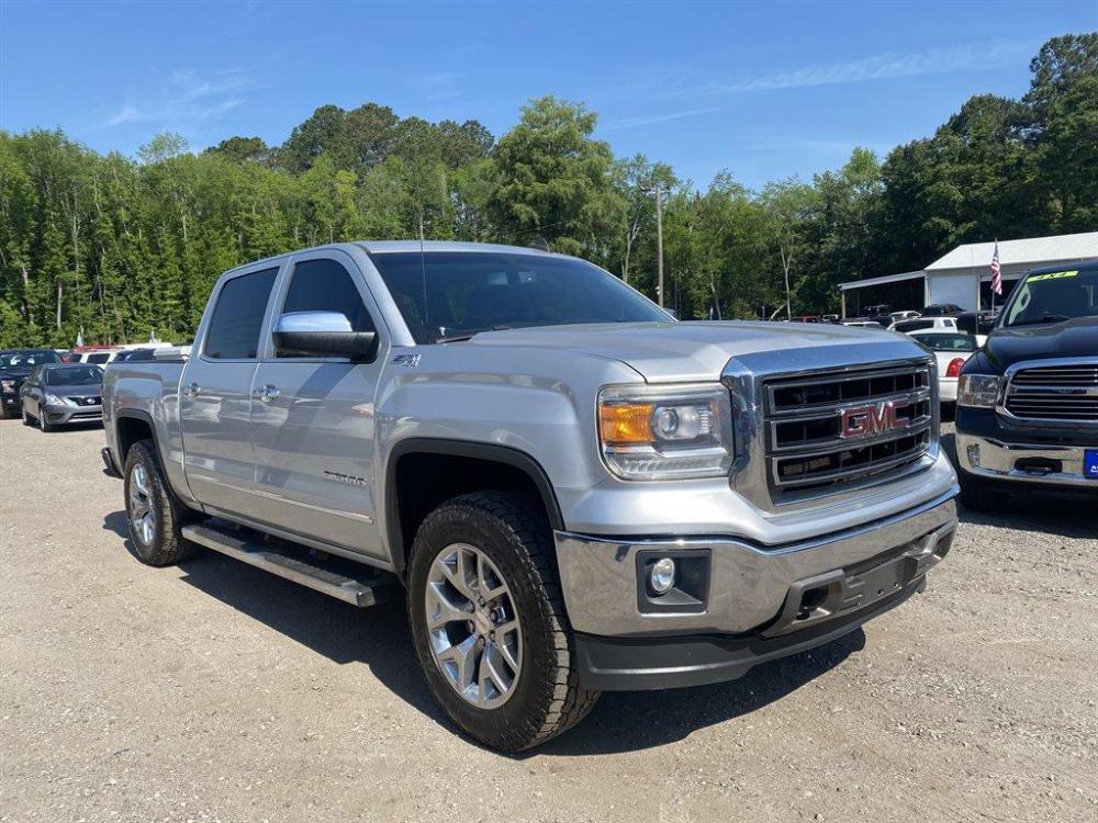 2015 Silver /Tan GMC Sierra 1500 (3GTU2VEC3FG) with an 5.3l V8 DI VVT Flex 5.3l engine, Automatic transmission, located at 745 East Steele Rd., West Columbia, SC, 29170, (803) 755-9148, 33.927212, -81.148483 - Special Internet Price! 2015 GMC Sierra with all grey leather seating, folding rear seats, backup camera, navigation, heating seats, Bose speakers, Z71 4x4, and towing! - Photo #3