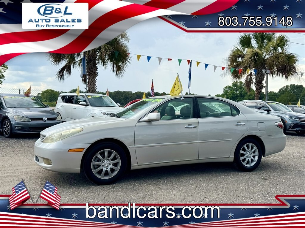 2004 Grey /Grey Lexus ES 330 (JTHBA30G440) with an 3.3l V6 MPI Dohc 3.3l engine, Automatic transmission, located at 745 East Steele Rd., West Columbia, SC, 29170, (803) 755-9148, 33.927212, -81.148483- Photo#0