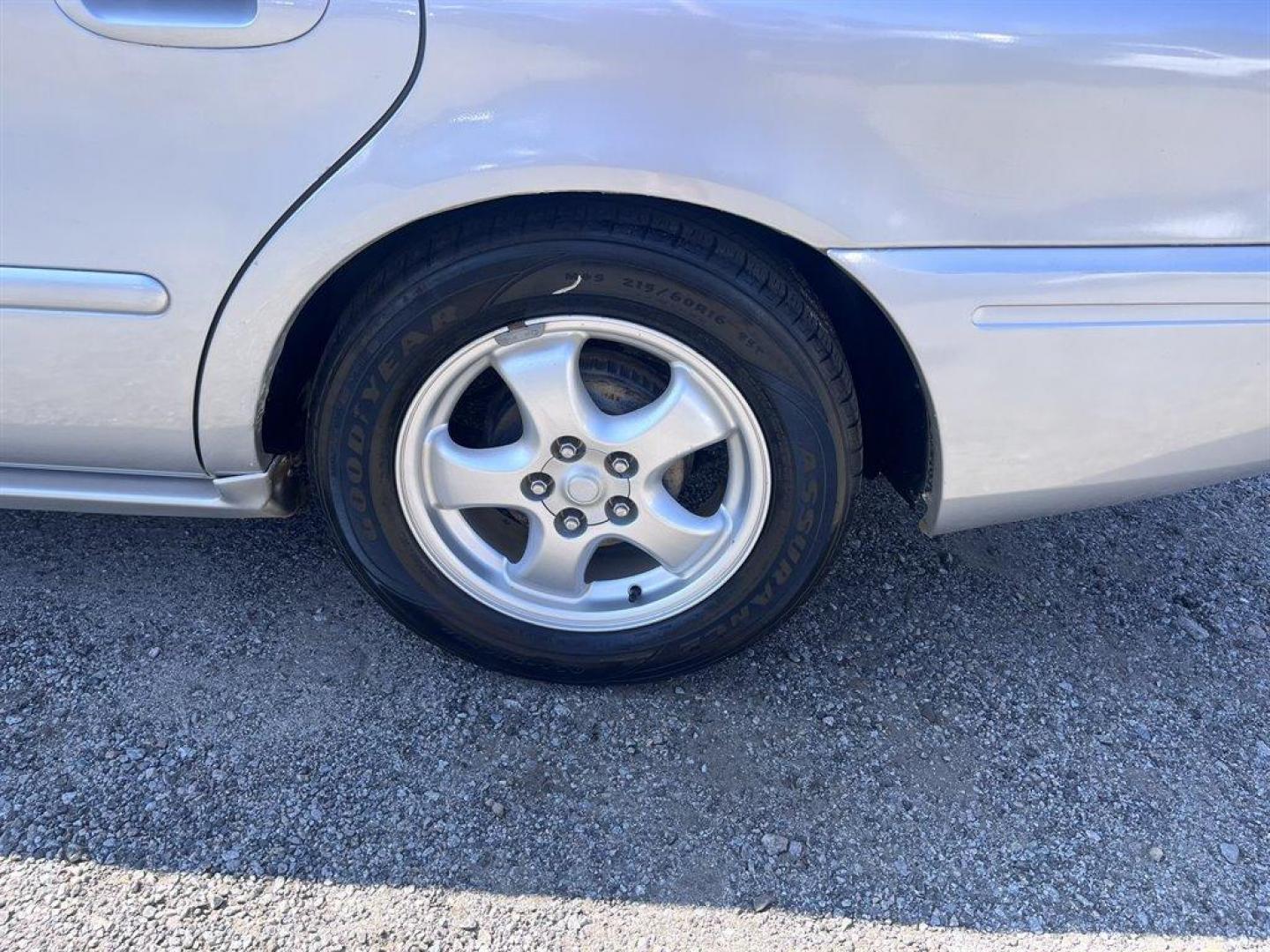 2007 Silver /Grey Ford Taurus (1FAFP53U07A) with an 3.0l V6 SFI 3.0l engine, Automatic transmission, located at 745 East Steele Rd., West Columbia, SC, 29170, (803) 755-9148, 33.927212, -81.148483 - Special Internet Price! 2007 Ford Taurus - Photo#24