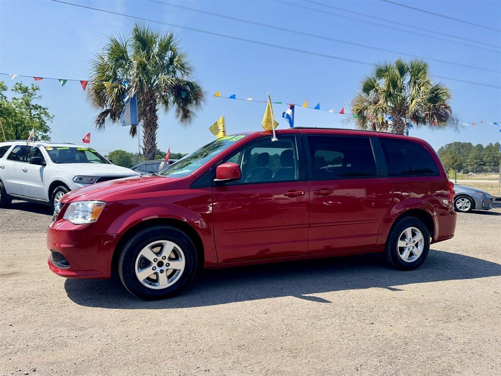 photo of 2013 Dodge Grand Caravan SXT