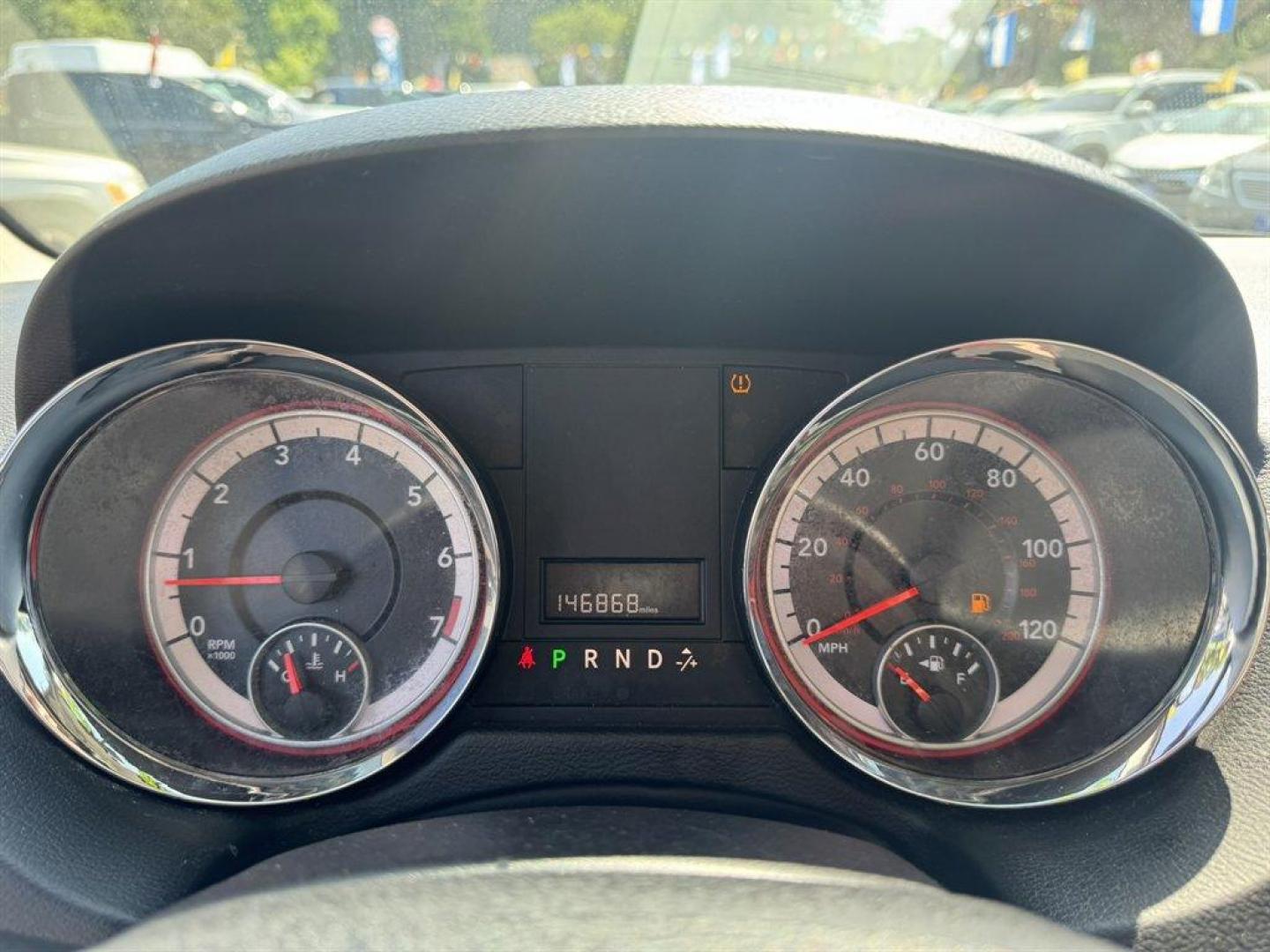 2013 Red /Black Dodge Grand Caravan (2C4RDGCG4DR) with an 3.6l V6 MPI Dohc VVT Flex engine, Automatic transmission, located at 745 East Steele Rd., West Columbia, SC, 29170, (803) 755-9148, 33.927212, -81.148483 - Photo#9