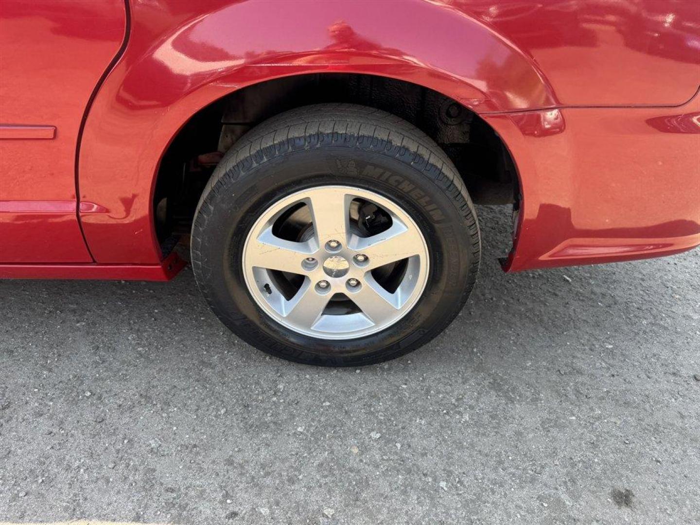 2013 Red /Black Dodge Grand Caravan (2C4RDGCG4DR) with an 3.6l V6 MPI Dohc VVT Flex engine, Automatic transmission, located at 745 East Steele Rd., West Columbia, SC, 29170, (803) 755-9148, 33.927212, -81.148483 - Photo#24
