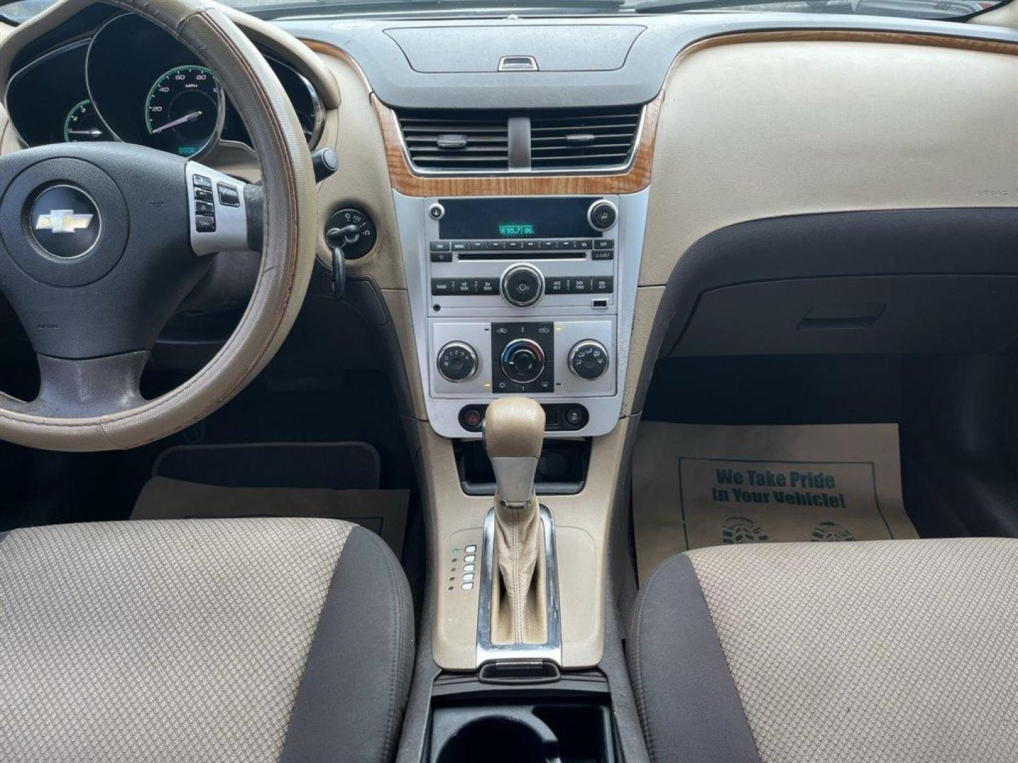 2012 White /Black Chevrolet Malibu (1G1ZC5E0XCF) with an 2.4l I-4 MPI 2.4l engine, Automatic transmission, located at 745 East Steele Rd., West Columbia, SC, 29170, (803) 755-9148, 33.927212, -81.148483 - Special Internet Price! 2012 Chevrolet Malibu with AM/FM stereo with USB port, Cruise control, Cloth interior, Air conditioning, Steering wheel controls, rear 60/40 split-folding rear seats, Powered windows, Powered door locks, Plus more! - Photo#9