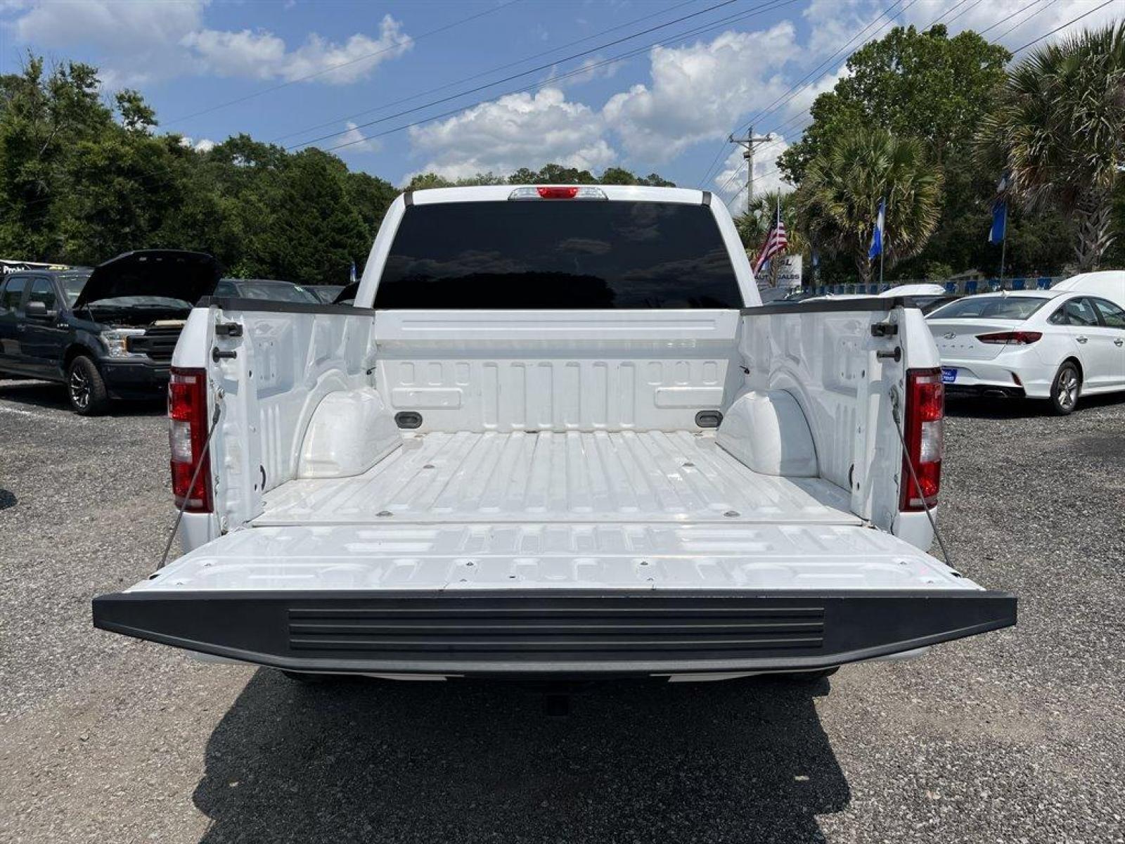 2019 White /Grey Ford F150 Lariat SuperCrew 5.5-ft. Bed 2WD (1FTEW1CPXKF) with an 2.7l V6 DI T/C Ecoboost 2 engine, Automatic transmission, located at 745 East Steele Rd., West Columbia, SC, 29170, (803) 755-9148, 33.927212, -81.148483 - Special Internet Price! 2019 Ford F150 STX with powered windows and locks, cruise control, backup camera, bluetooth, rear folding seats, cold a/c and hot heat! - Photo #26
