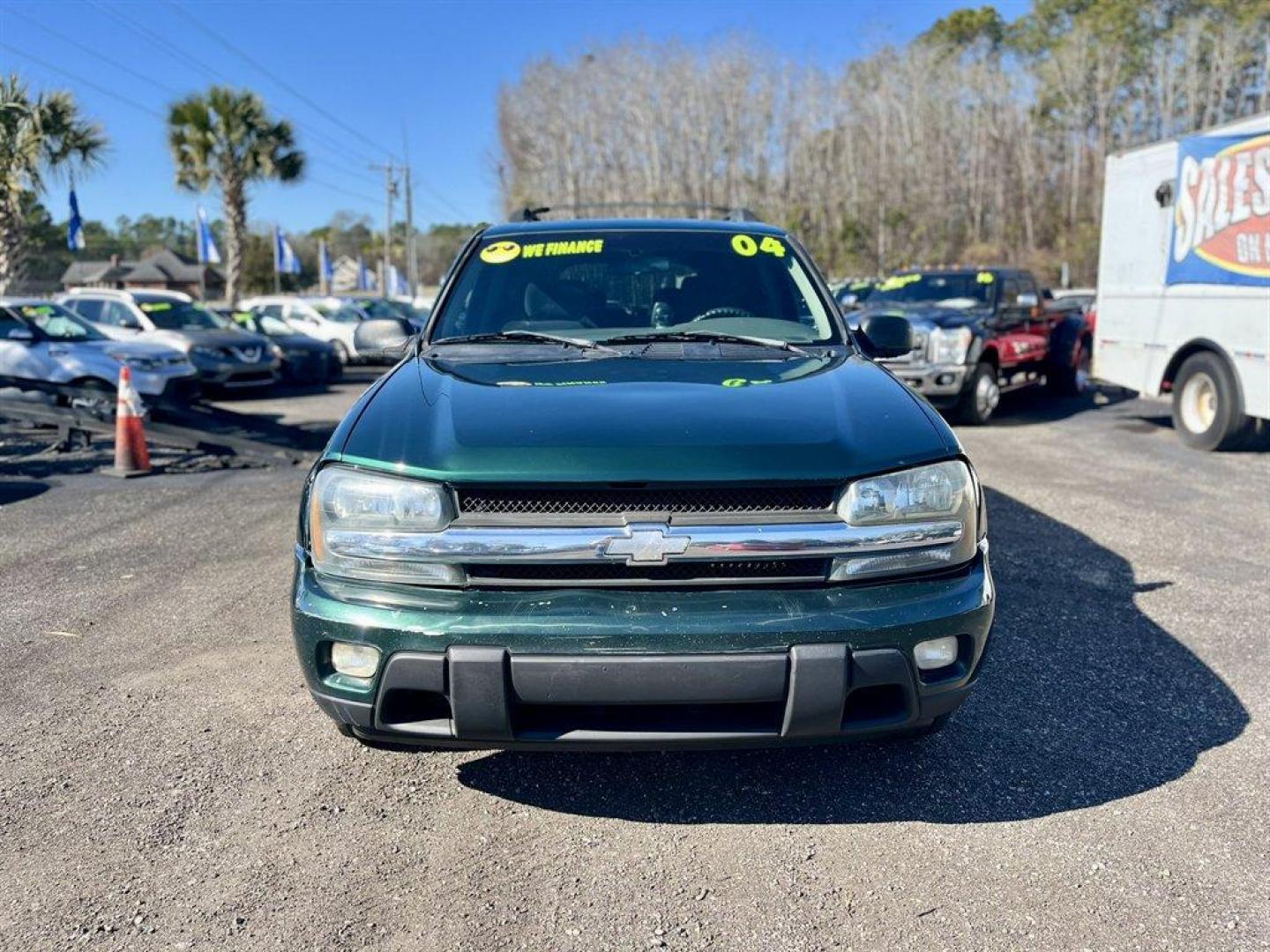 2004 Green /Grey Chevrolet Trailblazer (1GNES16S446) with an 4.2l I-6 MPI Dohc 4.2l engine, Automatic transmission, located at 745 East Steele Rd., West Columbia, SC, 29170, (803) 755-9148, 33.927212, -81.148483 - Special Internet Price! 2004 Chevrolet Trailblazer LS with AM/FM radio, Manual air conditioning, Cloth interior, 3rd row seating, Powered windows, Powered door locks, Plus more! - Photo#1