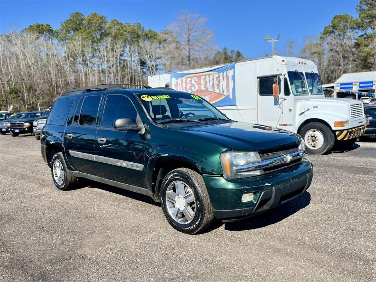 2004 Green /Grey Chevrolet Trailblazer (1GNES16S446) with an 4.2l I-6 MPI Dohc 4.2l engine, Automatic transmission, located at 745 East Steele Rd., West Columbia, SC, 29170, (803) 755-9148, 33.927212, -81.148483 - Special Internet Price! 2004 Chevrolet Trailblazer LS with AM/FM radio, Manual air conditioning, Cloth interior, 3rd row seating, Powered windows, Powered door locks, Plus more! - Photo#2