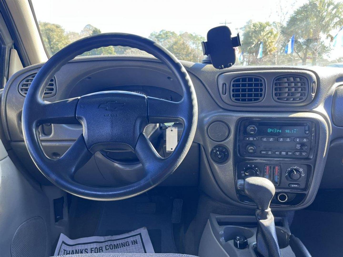 2004 Green /Grey Chevrolet Trailblazer (1GNES16S446) with an 4.2l I-6 MPI Dohc 4.2l engine, Automatic transmission, located at 745 East Steele Rd., West Columbia, SC, 29170, (803) 755-9148, 33.927212, -81.148483 - Special Internet Price! 2004 Chevrolet Trailblazer LS with AM/FM radio, Manual air conditioning, Cloth interior, 3rd row seating, Powered windows, Powered door locks, Plus more! - Photo#6