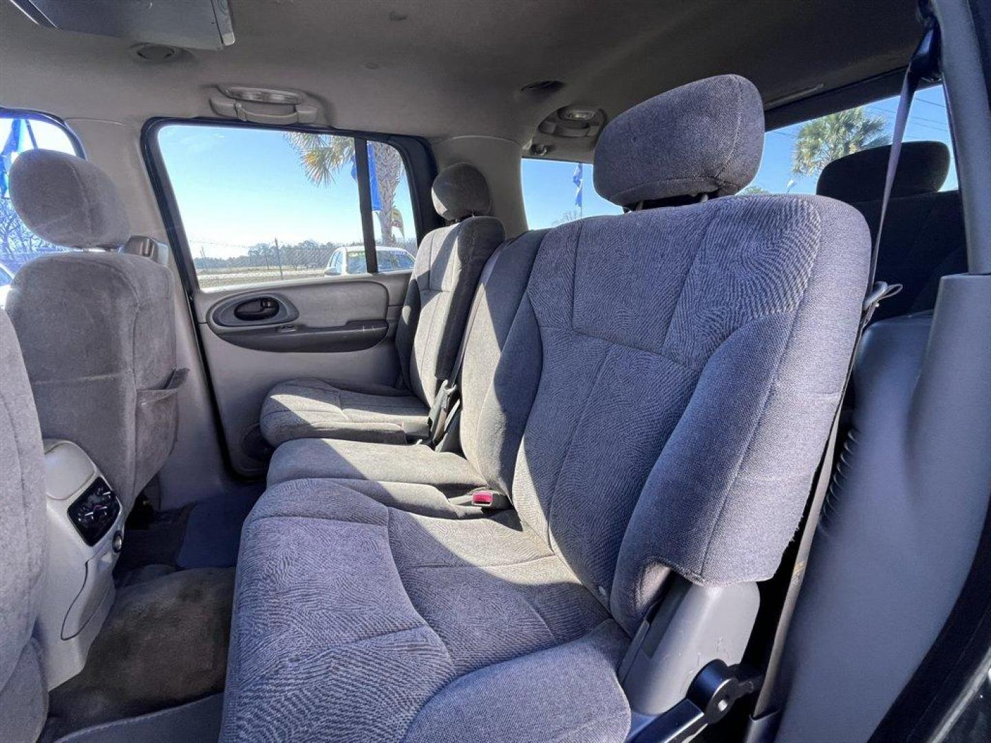 2004 Green /Grey Chevrolet Trailblazer (1GNES16S446) with an 4.2l I-6 MPI Dohc 4.2l engine, Automatic transmission, located at 745 East Steele Rd., West Columbia, SC, 29170, (803) 755-9148, 33.927212, -81.148483 - Special Internet Price! 2004 Chevrolet Trailblazer LS with AM/FM radio, Manual air conditioning, Cloth interior, 3rd row seating, Powered windows, Powered door locks, Plus more! - Photo#17