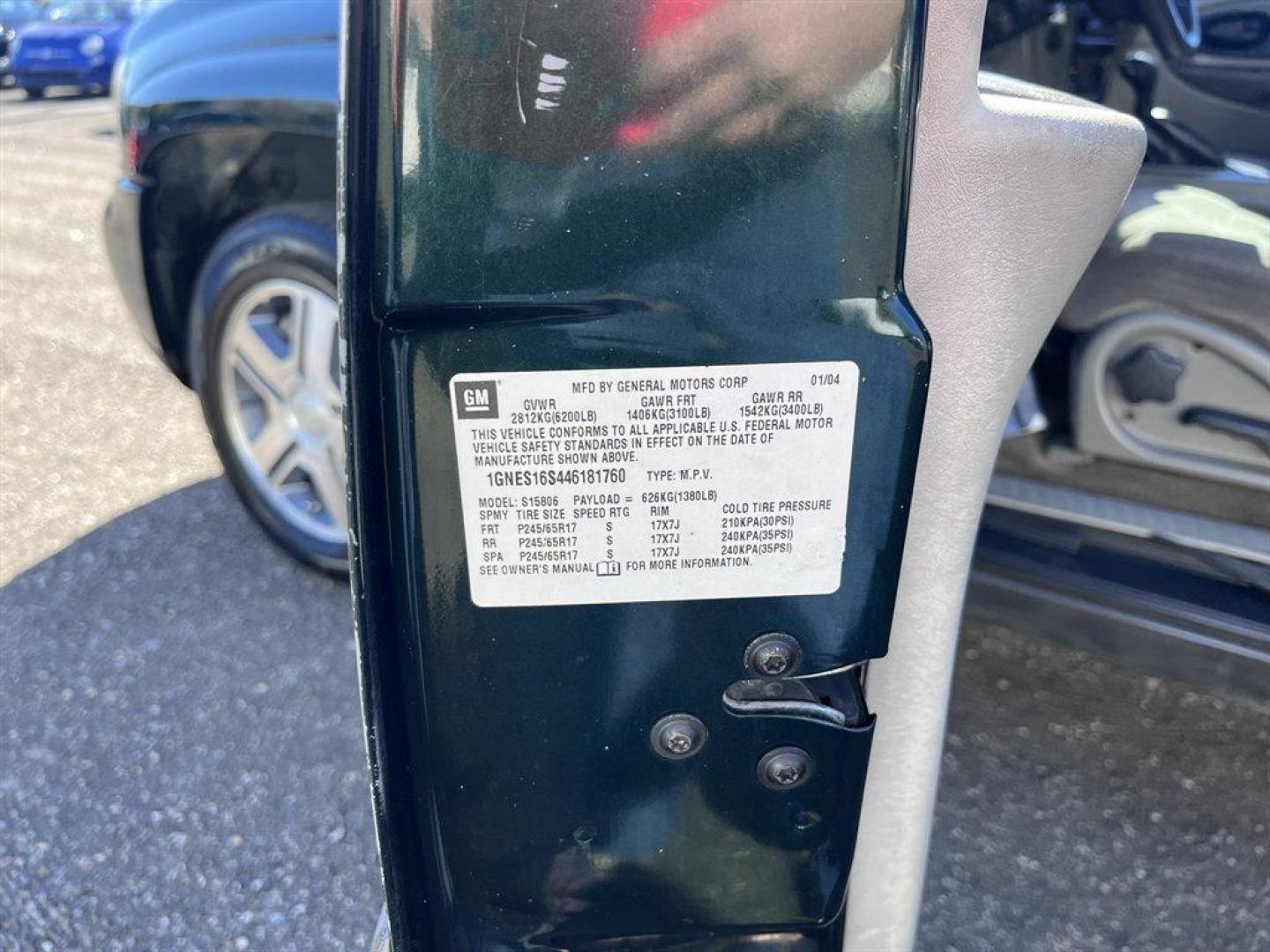 2004 Green /Grey Chevrolet Trailblazer (1GNES16S446) with an 4.2l I-6 MPI Dohc 4.2l engine, Automatic transmission, located at 745 East Steele Rd., West Columbia, SC, 29170, (803) 755-9148, 33.927212, -81.148483 - Special Internet Price! 2004 Chevrolet Trailblazer LS with AM/FM radio, Manual air conditioning, Cloth interior, 3rd row seating, Powered windows, Powered door locks, Plus more! - Photo#30