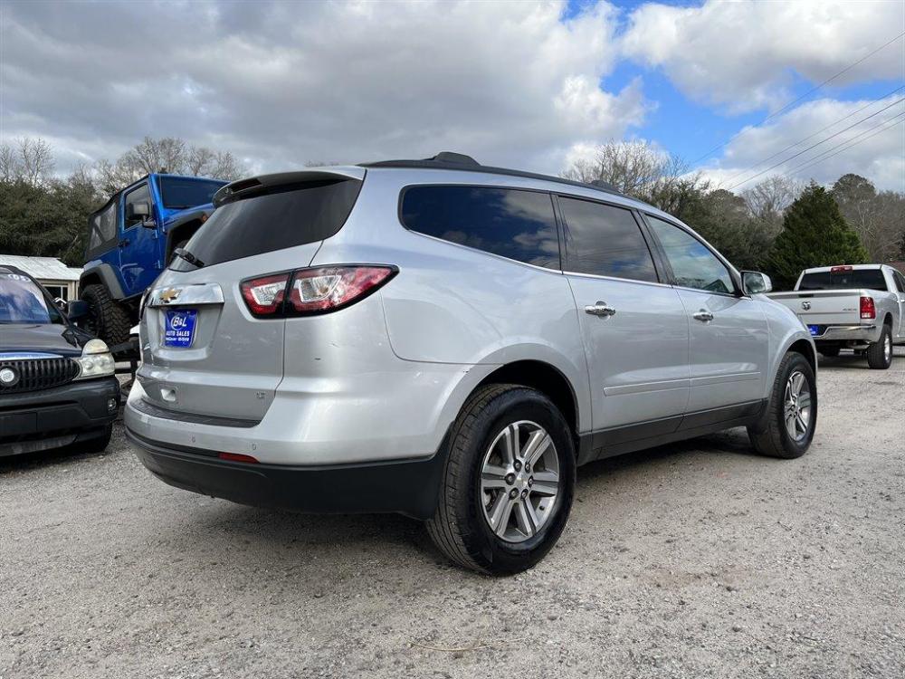 2017 Silver /Grey Chevrolet Traverse (1GNKRGKD2HJ) with an 3.6l V6 DI Dohc 3.6l engine, Automatic transmission, located at 745 East Steele Rd., West Columbia, SC, 29170, (803) 755-9148, 33.927212, -81.148483 - Special Internet Price-2017 Chevrolet Traverse has Power Front Seats, Cloth Interior, Back Up Camera, Power Windows and 3rd Row Seating - Photo #2