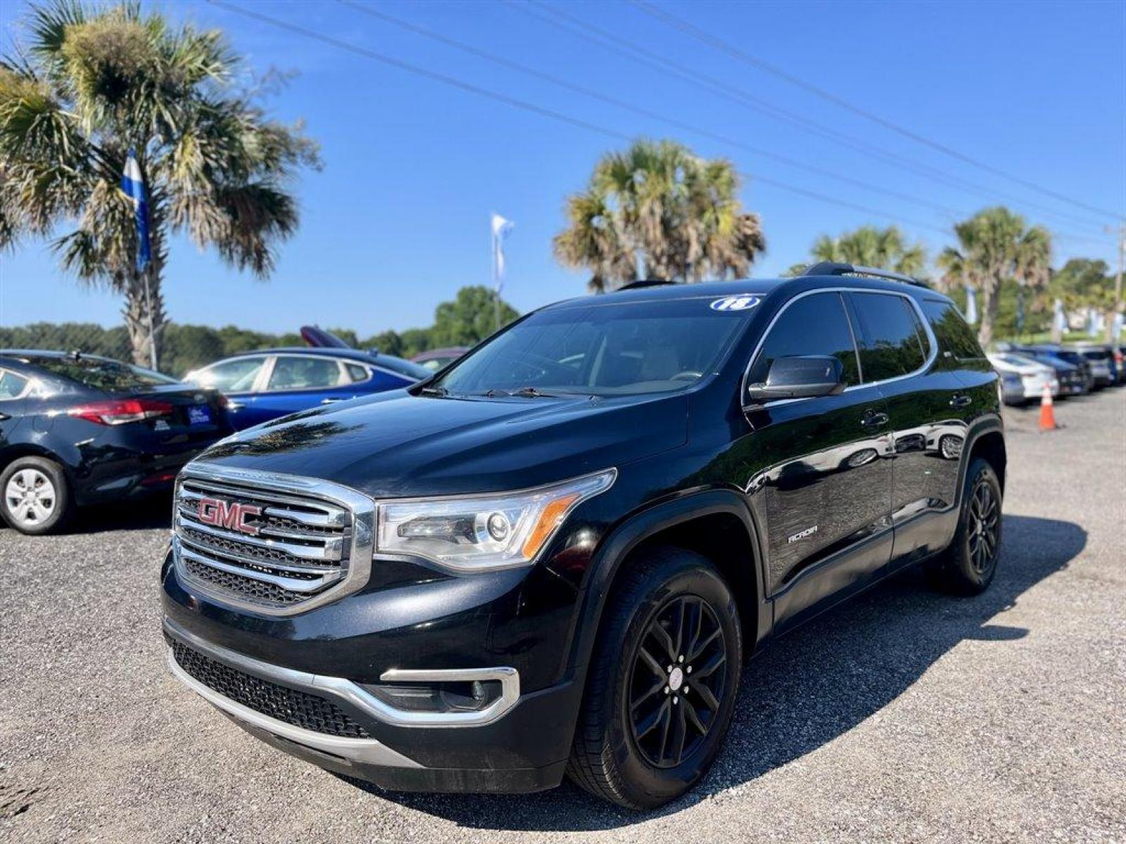 2018 Black /Cream GMC Acadia SLT-1 FWD (1GKKNMLS6JZ) with an 3.6l V6 DI Dohc 3.6l engine, Automatic transmission, located at 745 East Steele Rd., West Columbia, SC, 29170, (803) 755-9148, 33.927212, -81.148483 - Special Internet Price-2018 GMC Acadia With SiriusXM Satellite Radio, 8 Diagonal Color Touch Screen Back Up Camera, Leather Interior, Heated Driver and Front Passenger, Dual Climate Control, Keyless Open and Start, 3rd Row Seating, Plus More! - Photo #1