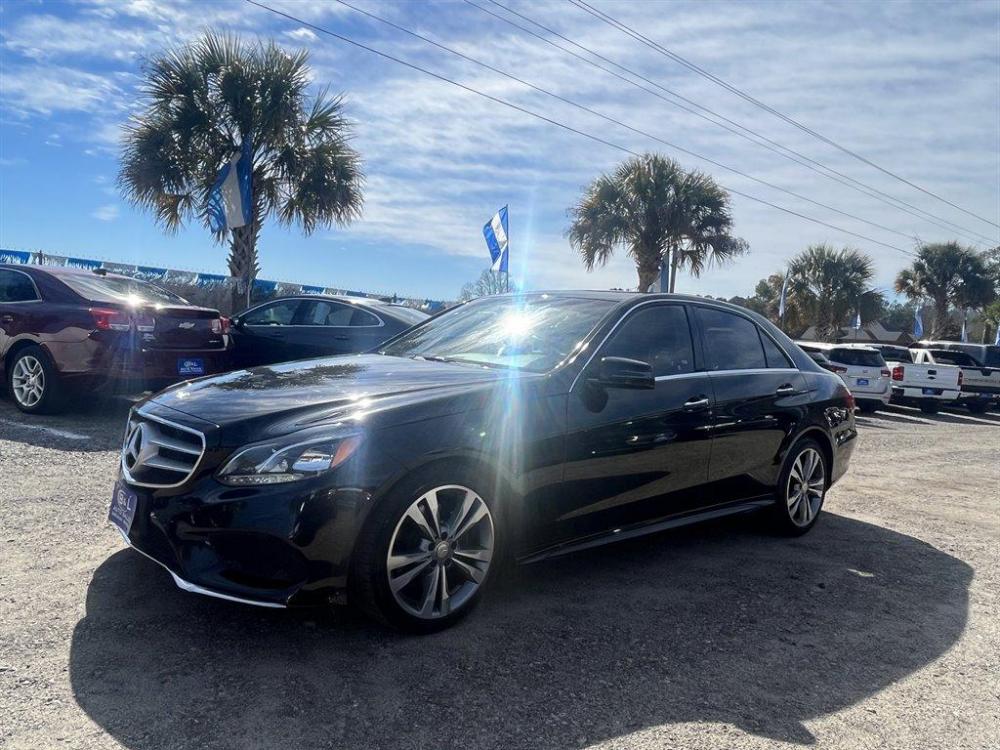 2016 Black /Black Mercedes-Benz E-Class (WDDHF5KB0GB) with an 3.5l V6 DI Dohc 3.5l engine, Automatic transmission, located at 745 East Steele Rd., West Columbia, SC, 29170, (803) 755-9148, 33.927212, -81.148483 - Special Internet Price-2016 Mercedes-Benz E Class has Leather Interior, Heated Seats, Sunroof, Back Up Camera and Dual Climate Control - Photo #0