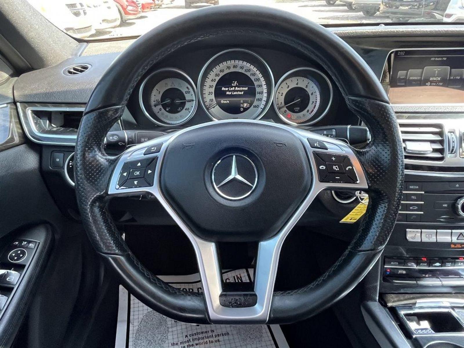 2016 Black /Black Mercedes-Benz E-Class (WDDHF5KB0GB) with an 3.5l V6 DI Dohc 3.5l engine, Automatic transmission, located at 745 East Steele Rd., West Columbia, SC, 29170, (803) 755-9148, 33.927212, -81.148483 - Special Internet Price-2016 Mercedes-Benz E Class has Leather Interior, Heated Seats, Sunroof, Back Up Camera and Dual Climate Control - Photo #5