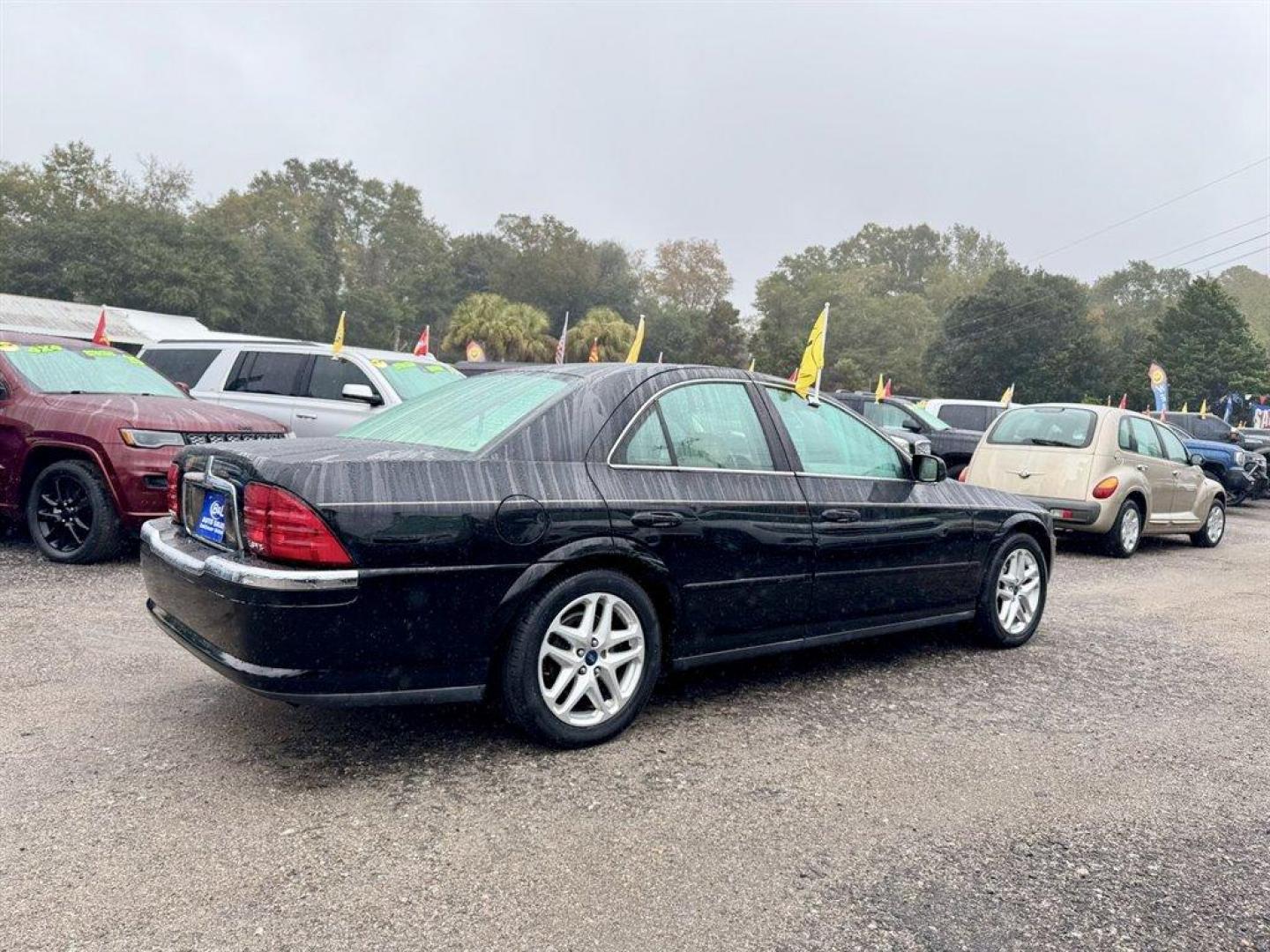 2002 Black /Tan Lincoln LS (1LNHM87A92Y) with an 3.9l V8 EFI Dohc 3.9l engine, Automatic transmission, located at 745 East Steele Rd., West Columbia, SC, 29170, (803) 755-9148, 33.927212, -81.148483 - Special Internet Price! 2002 Lincoln LS - Photo#3