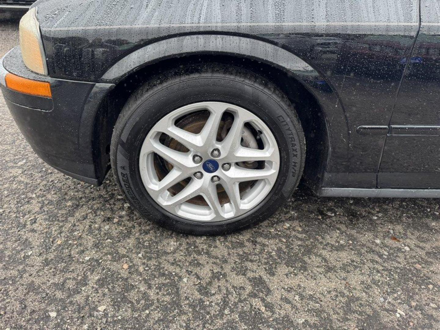 2002 Black /Tan Lincoln LS (1LNHM87A92Y) with an 3.9l V8 EFI Dohc 3.9l engine, Automatic transmission, located at 745 East Steele Rd., West Columbia, SC, 29170, (803) 755-9148, 33.927212, -81.148483 - Special Internet Price! 2002 Lincoln LS - Photo#30