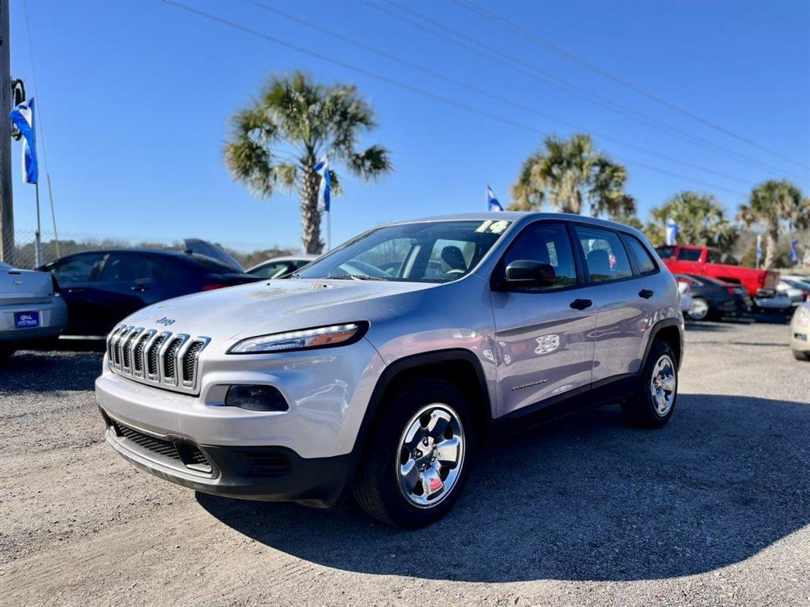 2014 Grey /Black Jeep Cherokee Sport FWD (1C4PJLAB1EW) with an 2.4l I-4 MPI Sohc 2.4l engine, Automatic transmission, located at 745 East Steele Rd., West Columbia, SC, 29170, (803) 755-9148, 33.927212, -81.148483 - Special Internet Price-2014 Jeep Cherokee With Bluetooth, Cloth Low-Back Bucket Seats, Cruise Control w/Steering Wheel Controls, Electronic Stability Control (ESC) And Roll Stability Control (RSC), Powered Windows, Plus More! - Photo #0