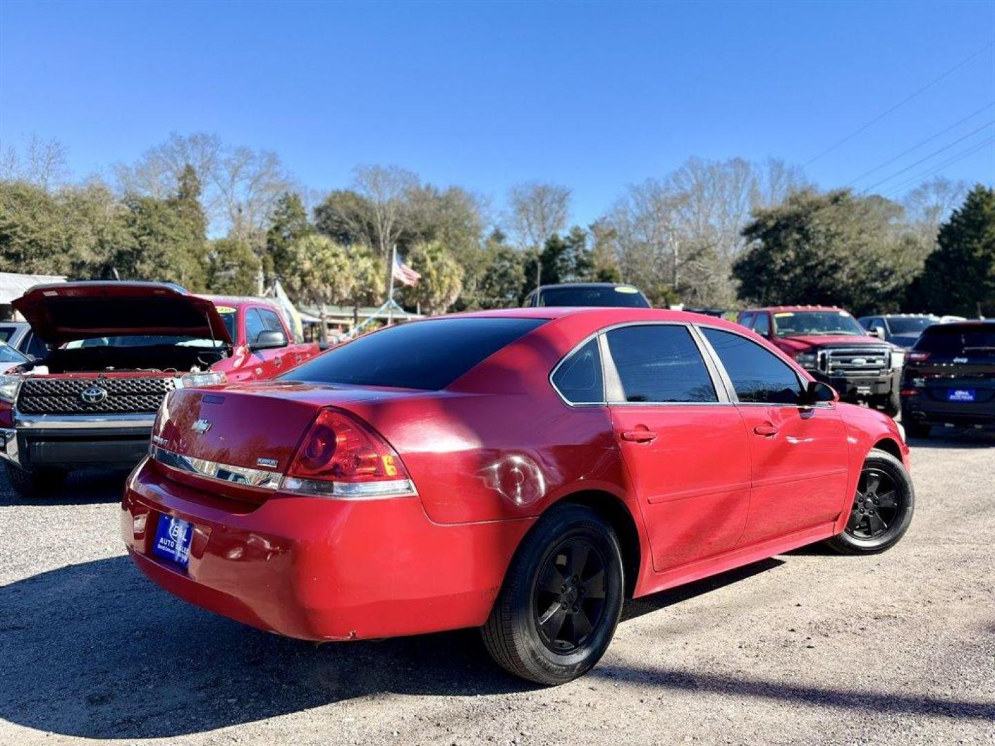 2010 Red /Black Chevrolet Impala (2G1WB5EK4A1) with an 3.5l V6 SFI Flex 3.5l engine, Automatic transmission, located at 745 East Steele Rd., West Columbia, SC, 29170, (803) 755-9148, 33.927212, -81.148483 - Special Internet Price! 2010 Chevrolet Impala with AM/FM stereo, Cruise control, Air conditioning, Powered driver seat, Cloth interior, Powered windows, Powered door locks, Plus more! - Photo#2