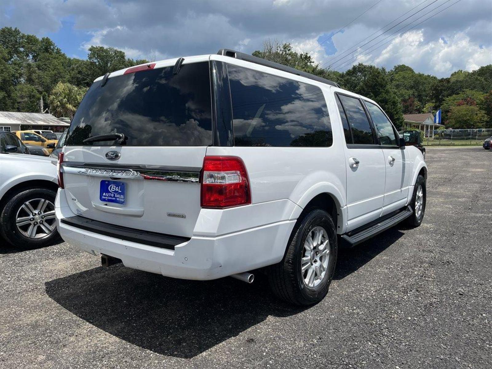 2015 White /Tan Ford Expedition EL (1FMJK1JT9FE) with an 3.5l V6 DI T/C Ecoboost 3 engine, Automatic transmission, located at 745 East Steele Rd., West Columbia, SC, 29170, (803) 755-9148, 33.927212, -81.148483 - Special Internet Price-2015 Ford Expedition EL has Climate Control Front Seats, 3rd Row Seating, Rear Climate Control, Back Up Camera, Bluetooth and 4X4 - Photo #2