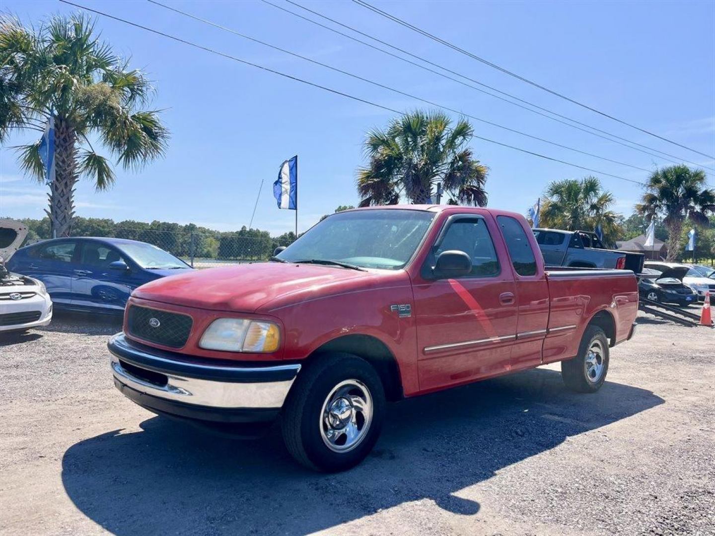 1998 Red /Grey Ford F150 (1FTZX1767WN) with an 4.6l V8 EFI Sohc 4.6l engine, Automatic transmission, located at 745 East Steele Rd., West Columbia, SC, 29170, (803) 755-9148, 33.927212, -81.148483 - Special Internet Price! 1998 Ford F150 Standard with AM/FM radio, Cruise control, Cloth interior, Rear bench seat, Powered windows, Powered door locks, Plus more! - Photo#0