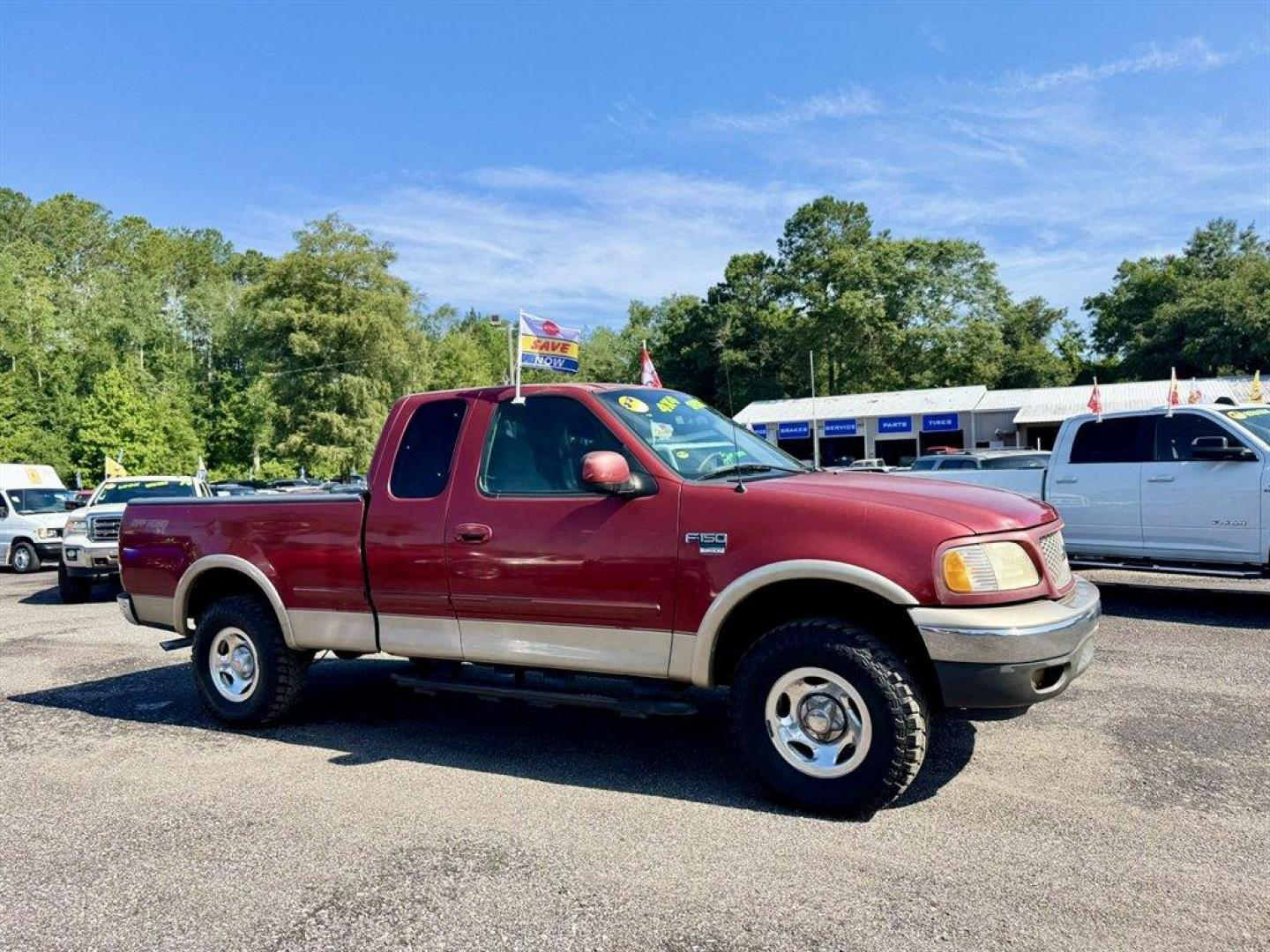 1999 Red /Tan Ford F150 (1FTRX18W0XN) with an 4.6l V8 EFI Sohc 4.6l engine, Automatic transmission, located at 745 East Steele Rd., West Columbia, SC, 29170, (803) 755-9148, 33.927212, -81.148483 - Special Internet Price! 1999 Ford F150 - Photo#2