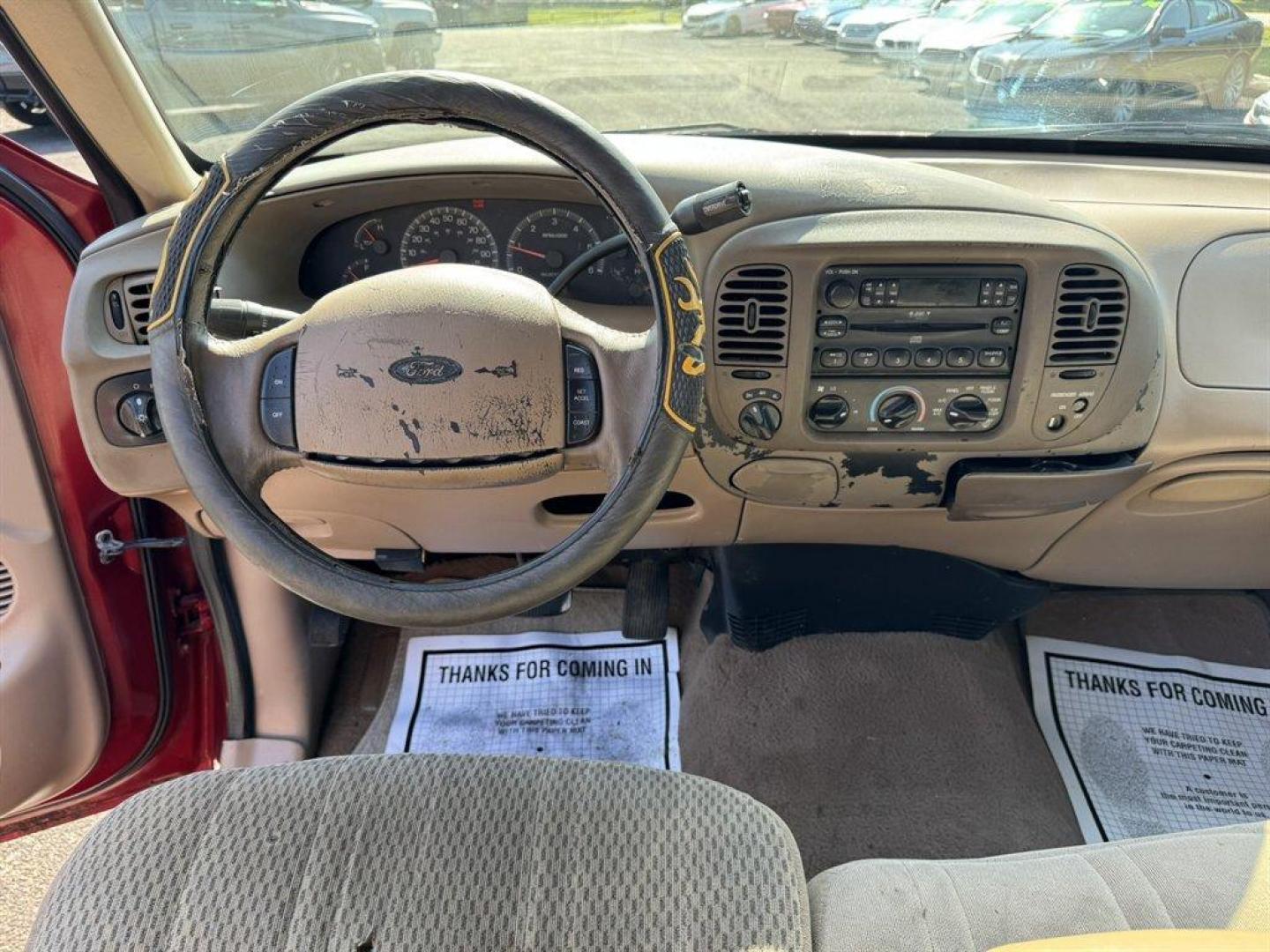 1999 Red /Tan Ford F150 (1FTRX18W0XN) with an 4.6l V8 EFI Sohc 4.6l engine, Automatic transmission, located at 745 East Steele Rd., West Columbia, SC, 29170, (803) 755-9148, 33.927212, -81.148483 - Special Internet Price! 1999 Ford F150 - Photo#6