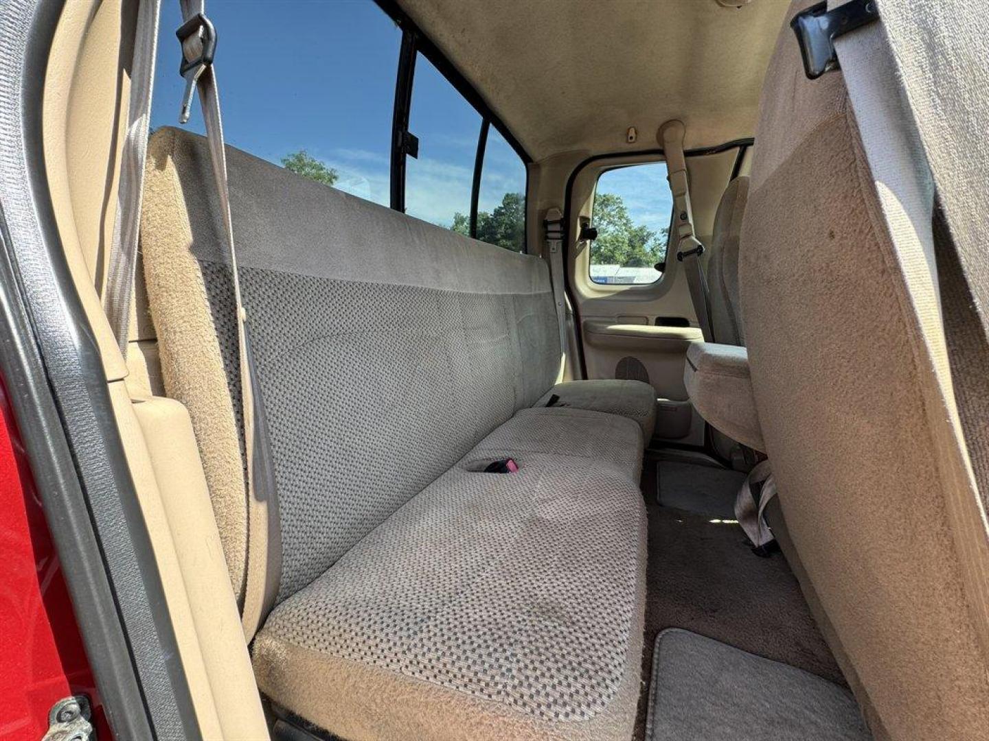 1999 Red /Tan Ford F150 (1FTRX18W0XN) with an 4.6l V8 EFI Sohc 4.6l engine, Automatic transmission, located at 745 East Steele Rd., West Columbia, SC, 29170, (803) 755-9148, 33.927212, -81.148483 - Special Internet Price! 1999 Ford F150 - Photo#22