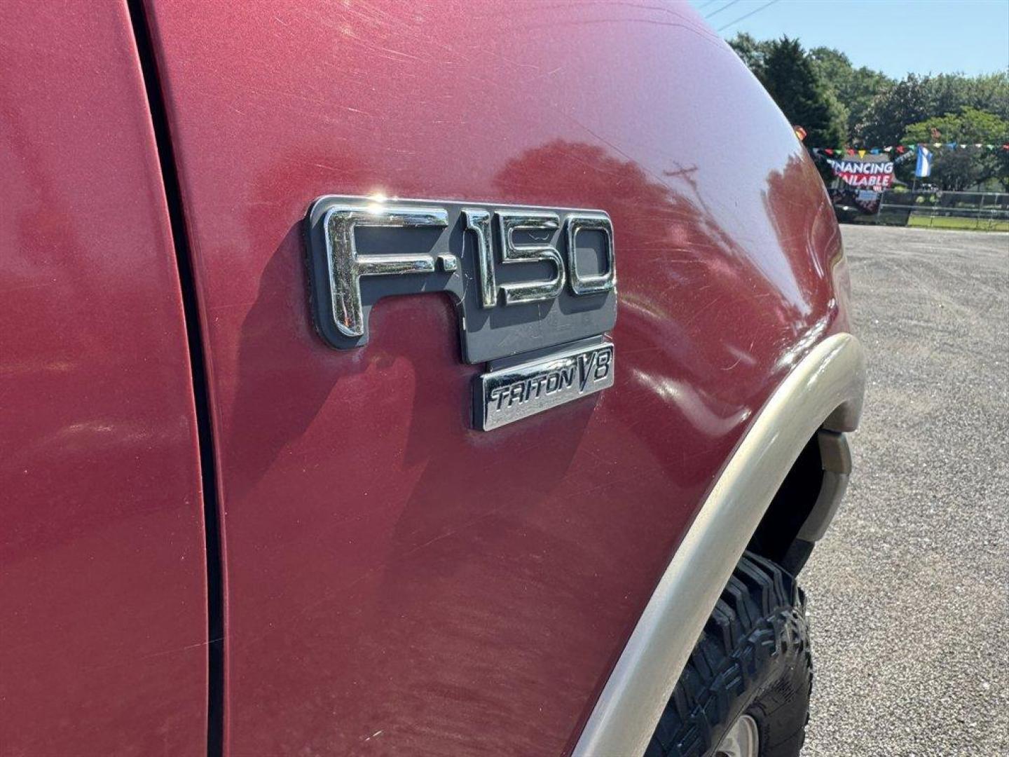 1999 Red /Tan Ford F150 (1FTRX18W0XN) with an 4.6l V8 EFI Sohc 4.6l engine, Automatic transmission, located at 745 East Steele Rd., West Columbia, SC, 29170, (803) 755-9148, 33.927212, -81.148483 - Special Internet Price! 1999 Ford F150 - Photo#25
