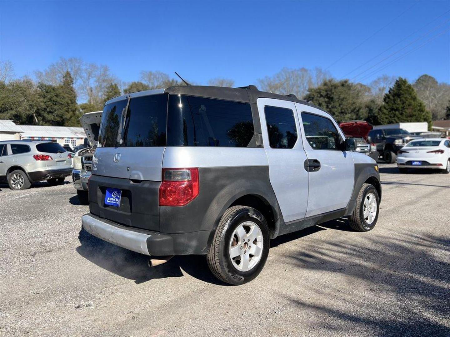 2004 Silver /Grey Honda Element (5J6YH28534L) with an 2.4l I-4 MPI Dohc 2.4l engine, Automatic transmission, located at 745 East Steele Rd., West Columbia, SC, 29170, (803) 755-9148, 33.927212, -81.148483 - Special Internet Price! 2004 Honda Element with AM/FM stereo, Air conditioning, Cruise control, Remote keyless entry, Removable 50/50 split rear seats, Clamshell tailgate, Powered windows, Powered door locks, Plus more! - Photo#1