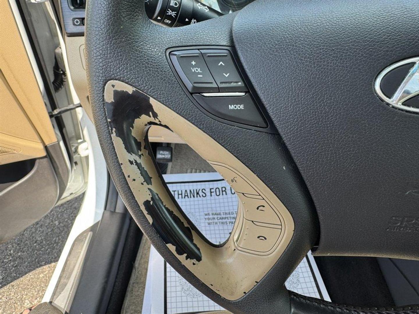 2013 White /Tan Hyundai Sonata Limited Auto (5NPEC4AC3DH) with an 2.4l I-4 DI Dohc 2.4l engine, Automatic transmission, located at 745 East Steele Rd., West Columbia, SC, 29170, (803) 755-9148, 33.927212, -81.148483 - Special Internet Price! 2013 Hyundai Sonata - Photo#8