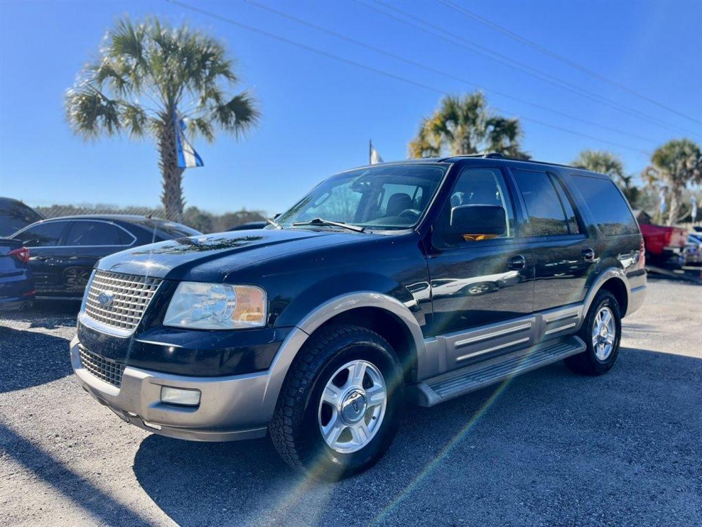 2004 Black /Tan Ford Expedition (1FMFU17L94L) with an 5.4l V8 EFI Sohc 5.4l engine, Automatic transmission, located at 745 East Steele Rd., West Columbia, SC, 29170, (803) 755-9148, 33.927212, -81.148483 - Special Internet Price! 2004 Ford Expedition with AM/FM stereo, Cruise control, Sunroof, Remote keyless entry, Powered driver seat, 2nd row 40/20/40 split bench seat, 3rd row 60/40 split bench seat, Leather interior, Powered windows, Powered door locks, Plus more! - Photo#0