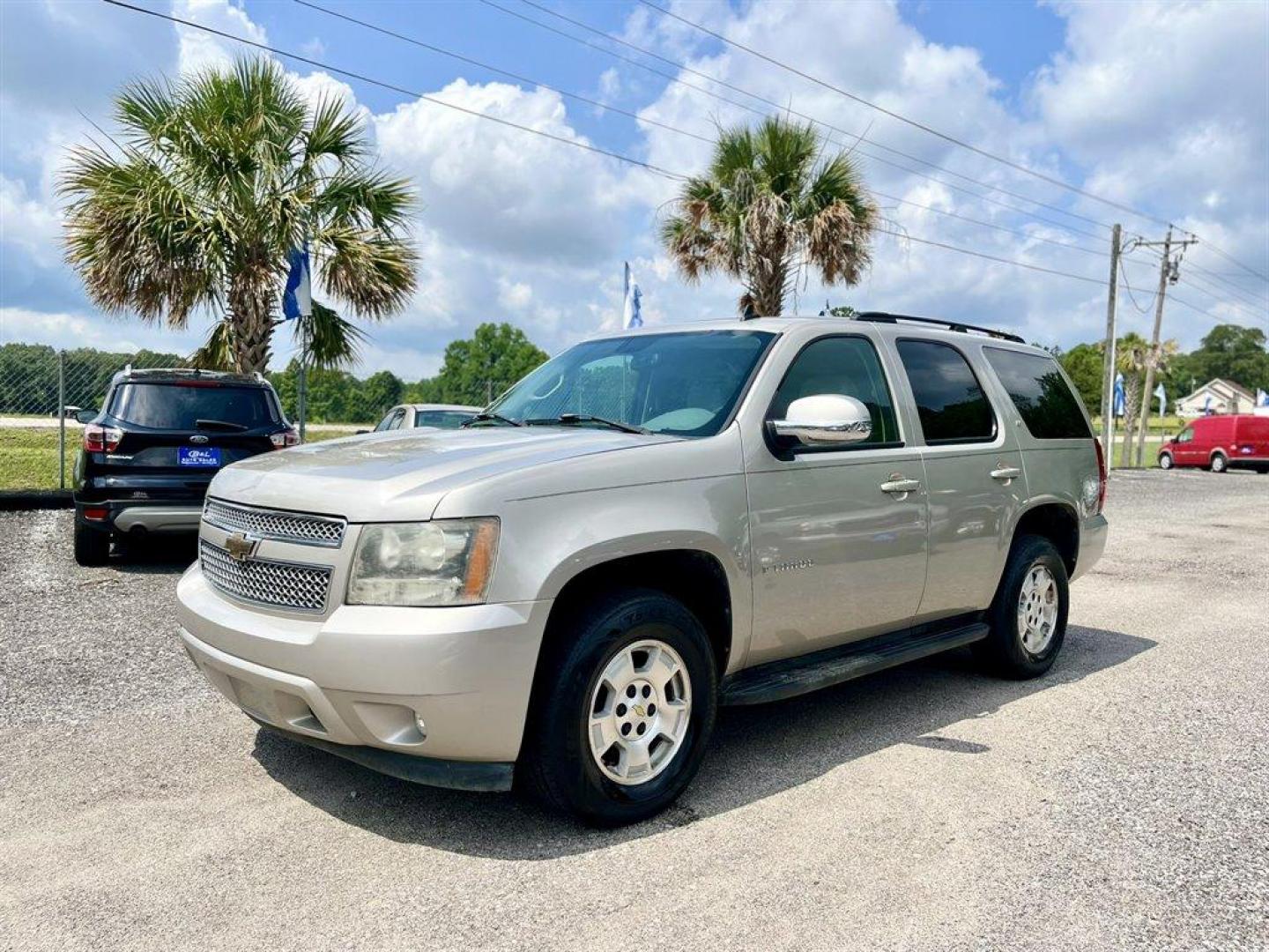 2007 Silver /Tan Chevrolet Tahoe (1GNFC13097J) with an 5.3l V8 SFI Flex 5.3l engine, Automatic transmission, located at 745 East Steele Rd., West Columbia, SC, 29170, (803) 755-9148, 33.927212, -81.148483 - Special Internet Price! 2007 Chevrolet Tahoe LT with AM/FM radio, Cruise control, Automatic air conditioning, Leather interior, Powered windows, Powered door locks, Plus more! - Photo#0