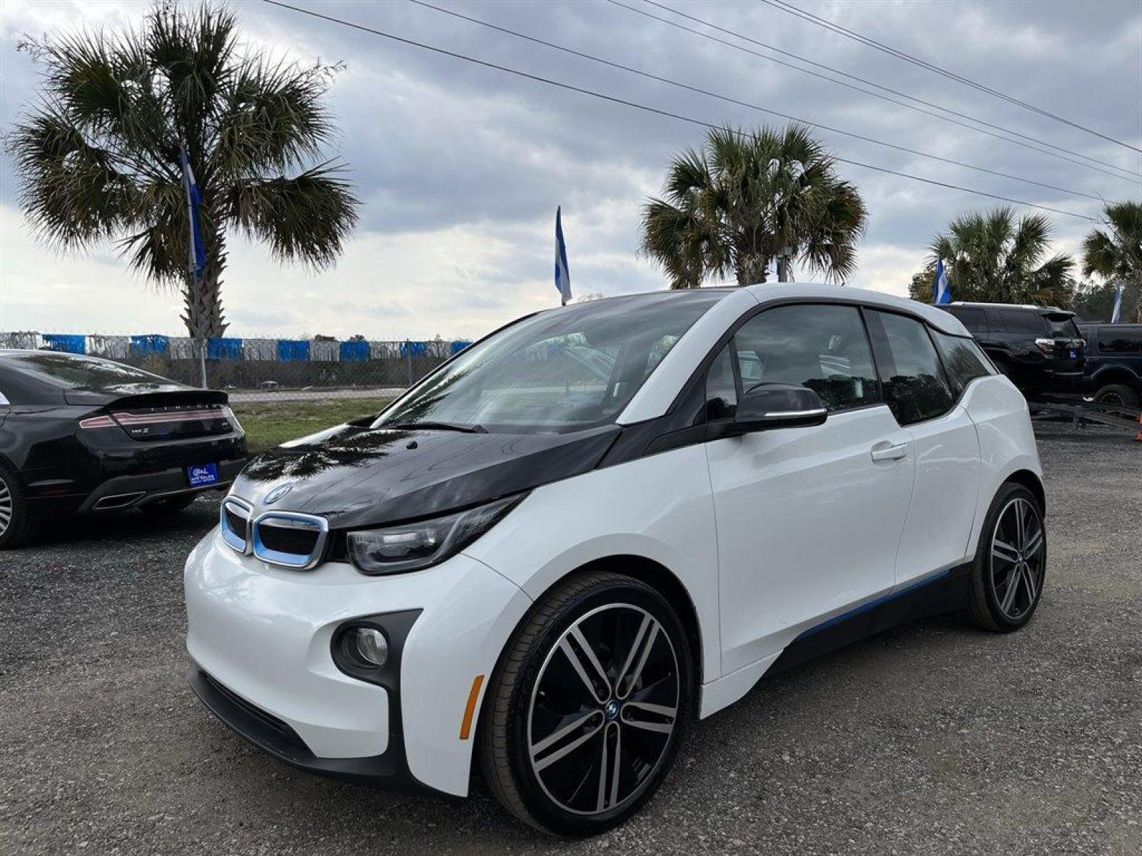 2015 White /Black BMW i3 (WBY1Z4C58FV) with an 22kw Elect 22kw engine, Automatic transmission, located at 745 East Steele Rd., West Columbia, SC, 29170, (803) 755-9148, 33.927212, -81.148483 - COMIGN SOON!!! 2015 BMW i3 - Photo #1