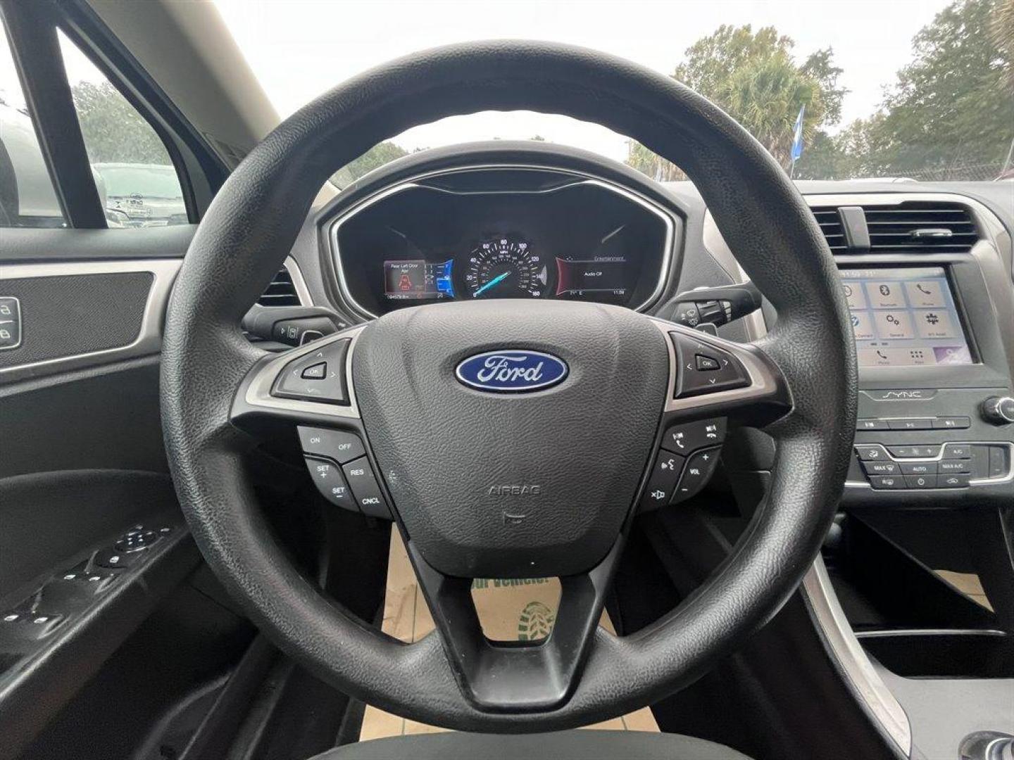 2019 Silver /Black Ford Fusion (3FA6P0HDXKR) with an 1.5l I-4 DI Dohc Ecoboost engine, Automatic transmission, located at 745 East Steele Rd., West Columbia, SC, 29170, (803) 755-9148, 33.927212, -81.148483 - Special Internet Price! 2019 Ford Fusion SE with Bluetooth, SiriusXM Radio, AM/FM/MP3 Stereo, 8 center LCD capacitive touch-screen, Backup camera, Cruise control with steering wheel controls, Cloth front bucket seats, Front powered seats, Proximity Key For Push Button Start, Remote Keyless Entry, Du - Photo#5