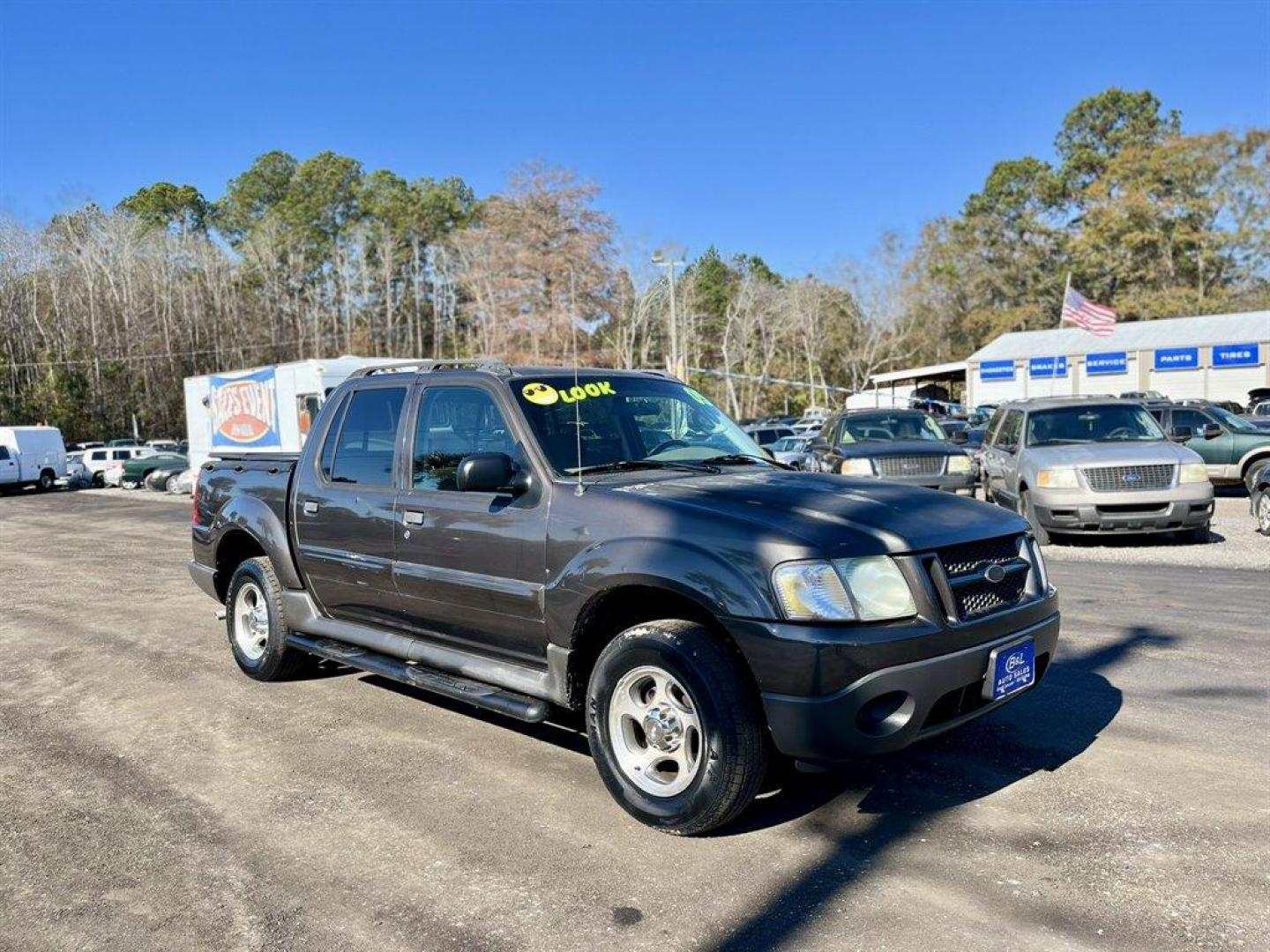 2005 Grey /Tan Ford Explorer Sport Trac (1FMZU67K65U) with an 4.0l V6 EFI Sohc 4.0l engine, Automatic transmission, located at 745 East Steele Rd., West Columbia, SC, 29170, (803) 755-9148, 33.927212, -81.148483 - Special Internet Price! 2005 Ford Explorer Sport Trac with AM/FM radio, Manual air conditioning, Leather interior, Powered windows, Powered door locks, Plus more! - Photo#6