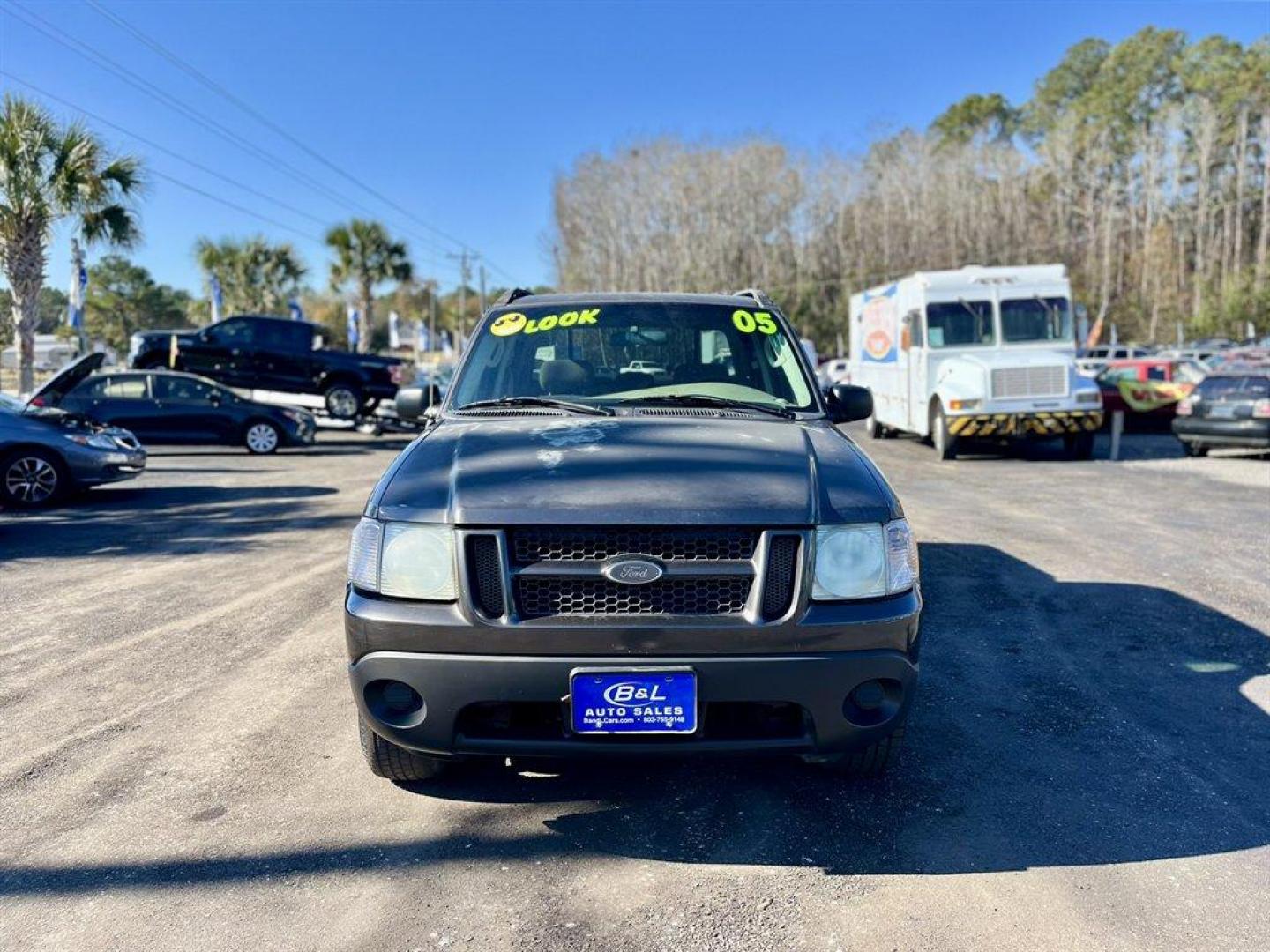 2005 Grey /Tan Ford Explorer Sport Trac (1FMZU67K65U) with an 4.0l V6 EFI Sohc 4.0l engine, Automatic transmission, located at 745 East Steele Rd., West Columbia, SC, 29170, (803) 755-9148, 33.927212, -81.148483 - Special Internet Price! 2005 Ford Explorer Sport Trac with AM/FM radio, Manual air conditioning, Leather interior, Powered windows, Powered door locks, Plus more! - Photo#7