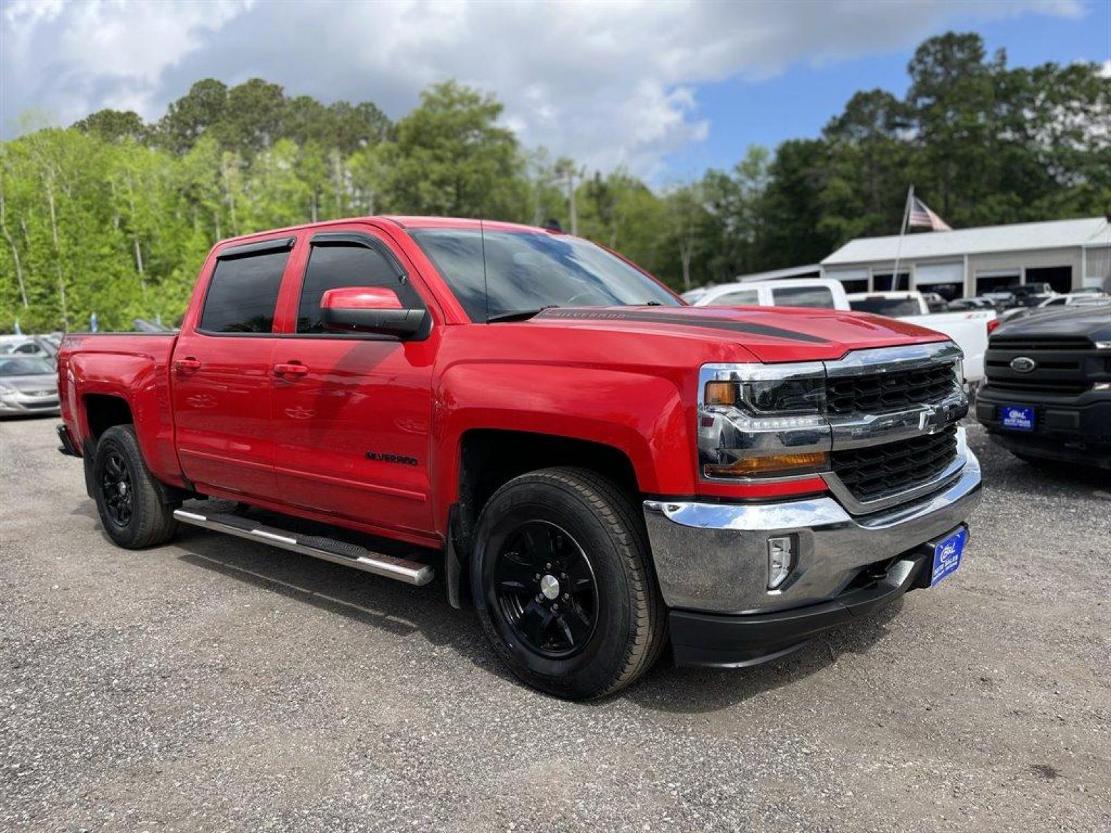 2017 Red /Black Chevrolet Silverado 1500 LT Crew Cab 4WD (3GCUKRECXHG) with an 5.3l V8 DI VVT Flex 5.3l engine, Automatic transmission, located at 745 East Steele Rd., West Columbia, SC, 29170, (803) 755-9148, 33.927212, -81.148483 - Special Internet Price! 2017 Chevrolet Silverado LT 1500 with Bluetooth, backup camera, seats 6, Chevrolet MyLink Radio with 8 diagonal color touch-screen, AM/FM stereo, digital clock, USB ports, auxiliary jack, voice-activated technology for radio and phone; and Shop with the ability to browse, sel - Photo #4