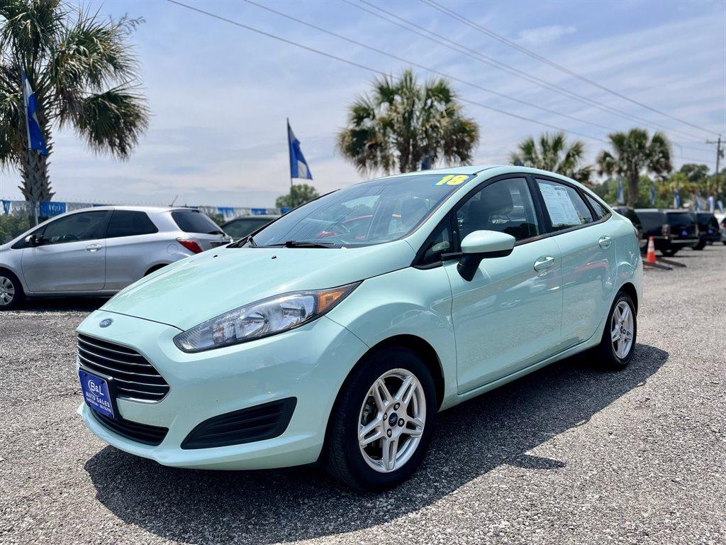 photo of 2018 Ford Fiesta SE