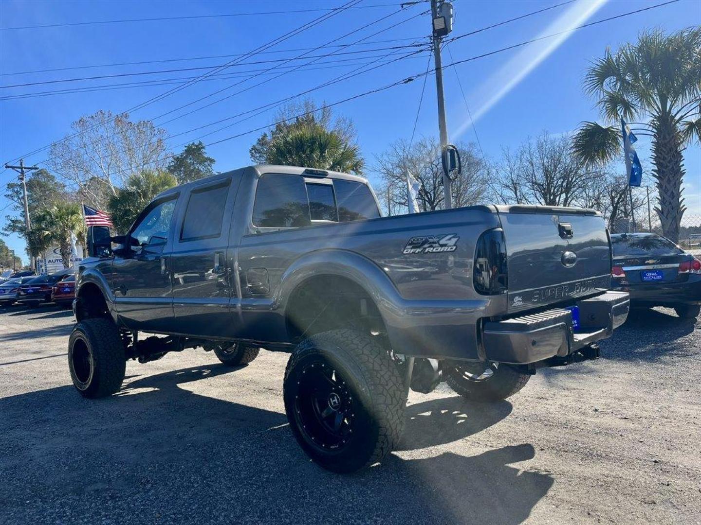 2012 Grey /Black Ford F250sd (1FT7W2BTXCE) with an 6.7l V8 DI OHC Tdsl 6.7l engine, Automatic transmission, located at 745 East Steele Rd., West Columbia, SC, 29170, (803) 755-9148, 33.927212, -81.148483 - Special Internet Price! 2012 Ford F250SD with Bluetooth, AM/FM stereo radio, Backup Camera, Sunroof, Air conditioning, Keyless entry, Powered running boards, Leather interior, Tailgate step, Powered driver seat, Powered windows, Powered door locks, Plus more! - Photo#1