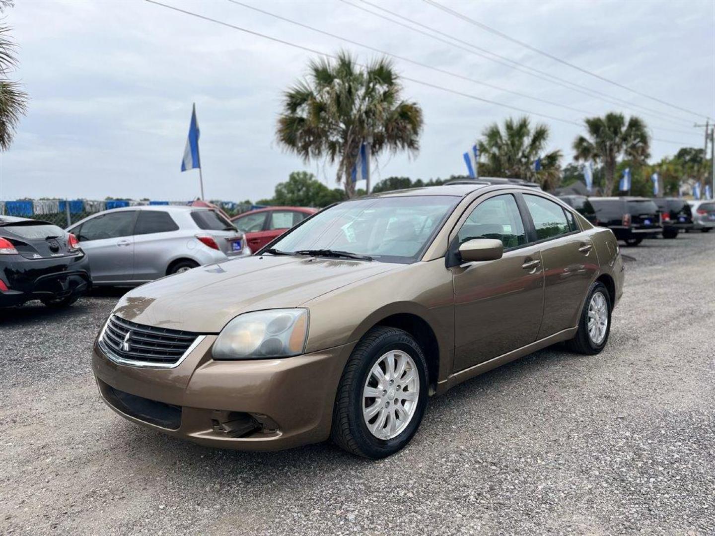 2009 Gold /Tan Mitsubishi Galant ES (4A3AB36F79E) with an 2.4l I-4 MPI Sohc 2.4l engine, Automatic transmission, located at 745 East Steele Rd., West Columbia, SC, 29170, (803) 755-9148, 33.927212, -81.148483 - Special Internet Price! BUY HERE, PAY HERE - $680 DOWN PAYMENT! 2009 Mitsubishi Galant with Cloth interior, Cruise control, Remote keyless entry, Powered door locks, Powered windows, Plus more! - Photo#0