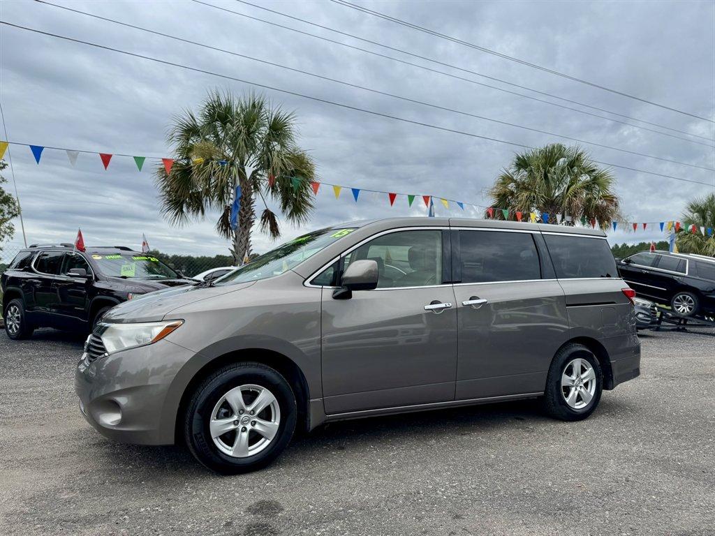 photo of 2015 Nissan Quest SV