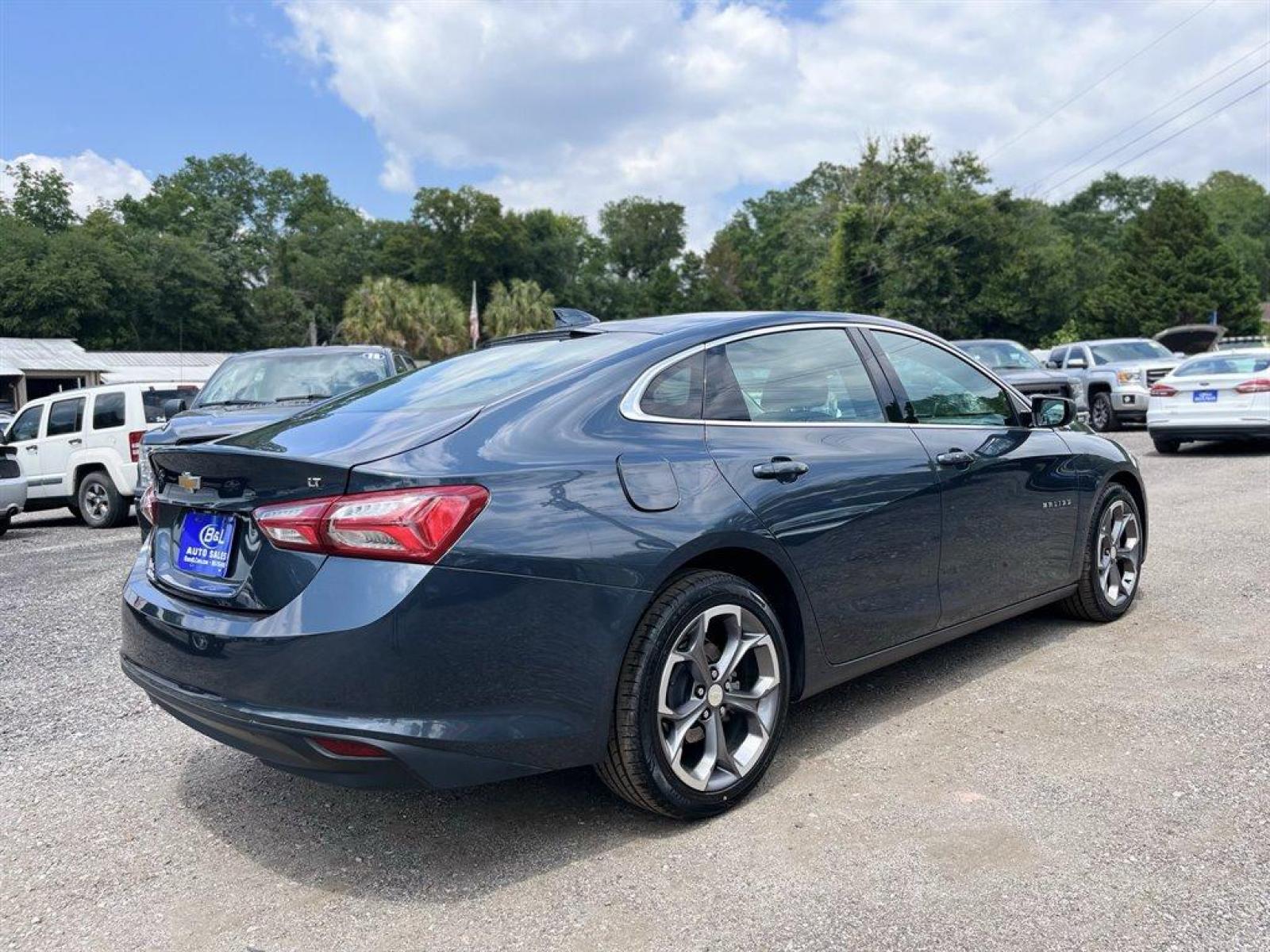 2020 Grey /Black Chevrolet Malibu LT (1G1ZD5ST8LF) with an 1.5l I-4 DI Dohc T/C 1.5l engine, Automatic transmission, located at 745 East Steele Rd., West Columbia, SC, 29170, (803) 755-9148, 33.927212, -81.148483 - Special Internet Price! 2020 Chevrolet Malibu LT with SiriusXM Radio, 8 diagonal LCD touch screen, Push to start, Bluetooth, Backup camera, Navigation, Cruise control, rear 60/40 split-folding, Remote vehicle starter system, Plus More! - Photo #2