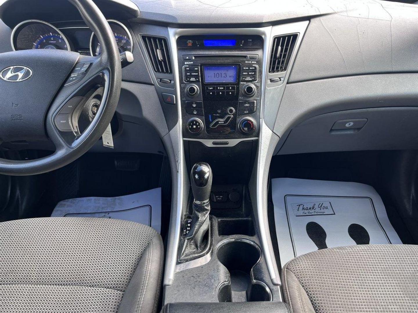 2011 Grey /Grey Hyundai Sonata GLS Auto (5NPEB4ACXBH) with an 2.4l I-4 DI Dohc 2.4l engine, Automatic transmission, located at 745 East Steele Rd., West Columbia, SC, 29170, (803) 755-9148, 33.927212, -81.148483 - Special Internet Price! 2011 Hyundai Sonata with AM/FM radio, Cruise control, Keyless entry, Cloth interior, Powered windows, Powered door locks, Plus more! - Photo#13