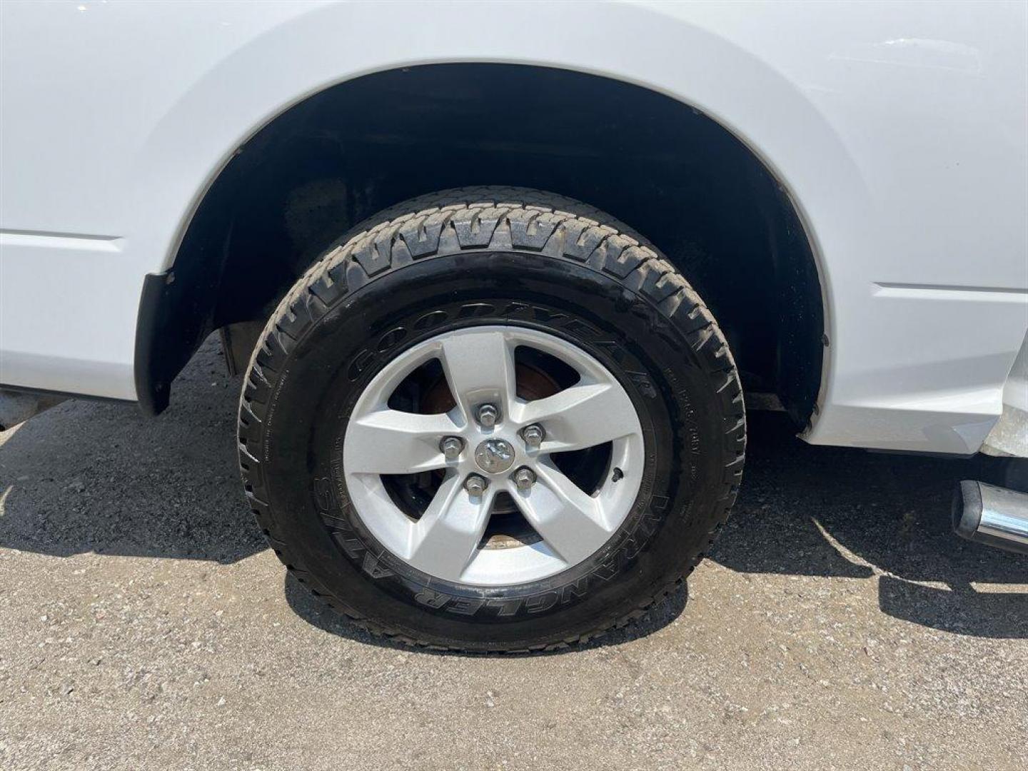 2016 White /Grey Ram 1500 (1C6RR6KM4GS) with an 3.0l V6 DI Dohc Tdsl 3.0l engine, Automatic transmission, located at 745 East Steele Rd., West Columbia, SC, 29170, (803) 755-9148, 33.927212, -81.148483 - Special Internet Price! 2016 Ram 1500 with Radio with Seek-Scan, Backup camera, Manual Air Conditioning, Cruise Control with Steering Wheel Controls, Rear 40/20/40 Split Bench Seat, Powered windows, Powered door locks, Plus more! - Photo#30