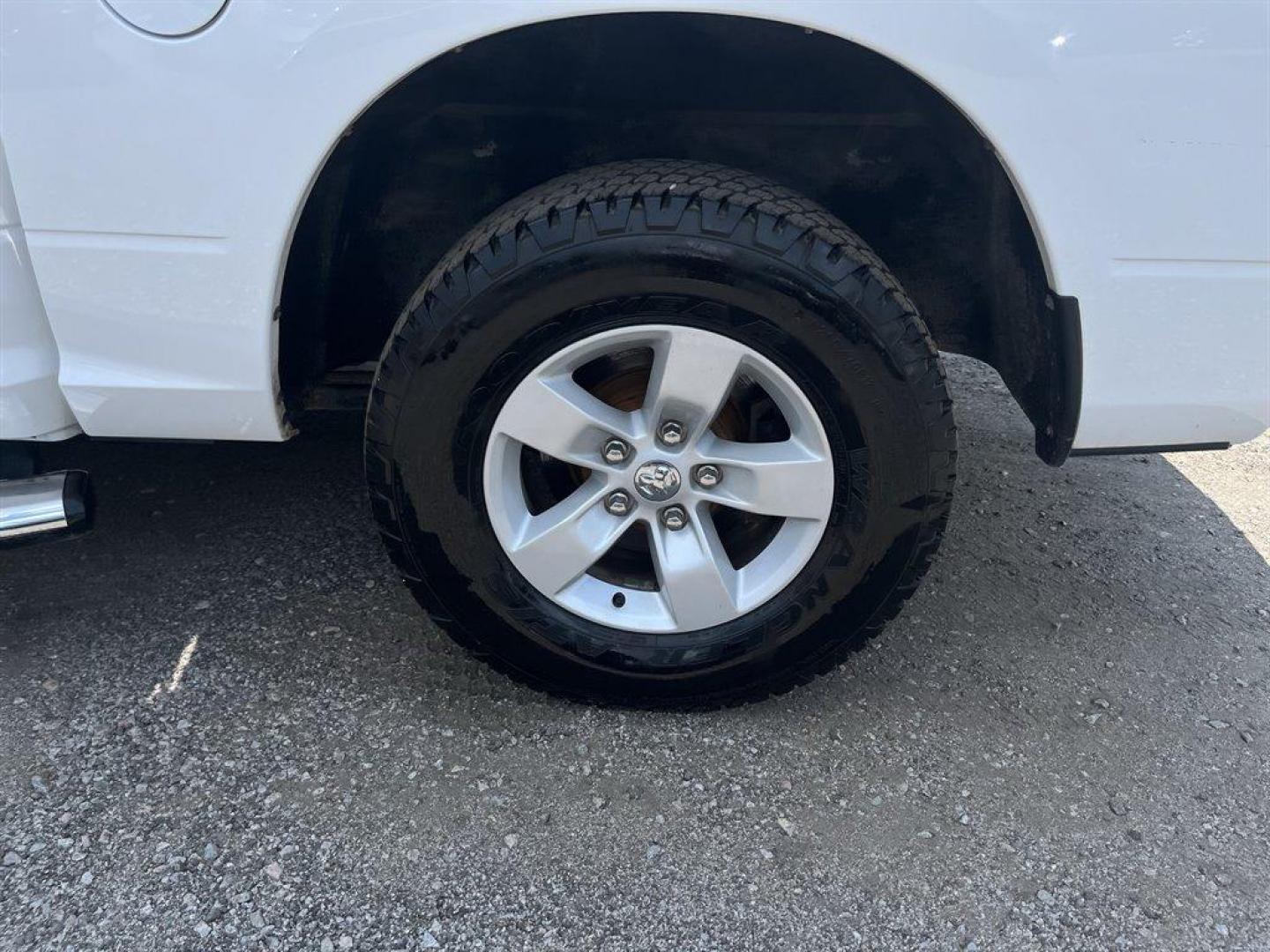 2016 White /Grey Ram 1500 (1C6RR6KM4GS) with an 3.0l V6 DI Dohc Tdsl 3.0l engine, Automatic transmission, located at 745 East Steele Rd., West Columbia, SC, 29170, (803) 755-9148, 33.927212, -81.148483 - Special Internet Price! 2016 Ram 1500 with Radio with Seek-Scan, Backup camera, Manual Air Conditioning, Cruise Control with Steering Wheel Controls, Rear 40/20/40 Split Bench Seat, Powered windows, Powered door locks, Plus more! - Photo#31