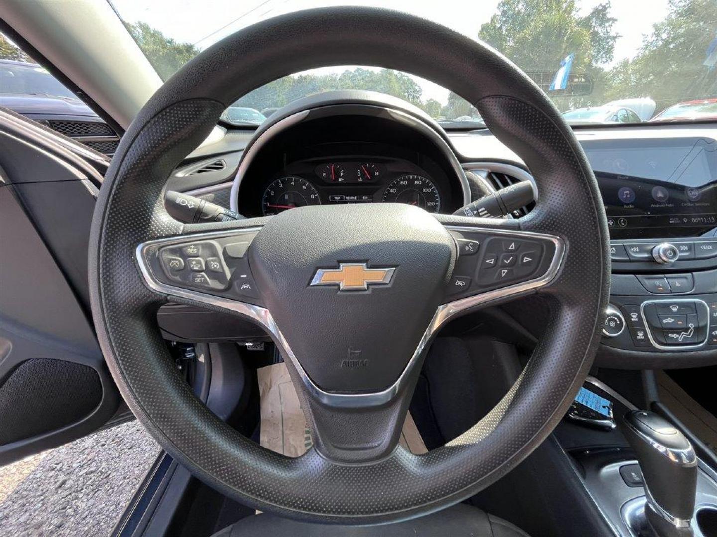 2020 Blue /Black Chevrolet Malibu (1G1ZC5ST9LF) with an 1.5l I-4 DI Dohc T/C 1.5l engine, Automatic transmission, located at 745 East Steele Rd., West Columbia, SC, 29170, (803) 755-9148, 33.927212, -81.148483 - 2020 Chevrolet Malibu LS with Bluetooth, 8 diagonal LCD touch screen, Apple CarPlay and Android Auto capable, Backup camera, Navigation, Air conditioning, Keyless Open, Steering wheel controls, mounted controls for audio, phone and cruise, Cruise control, Powered driver seat, Cloth interior, Plus mo - Photo#5