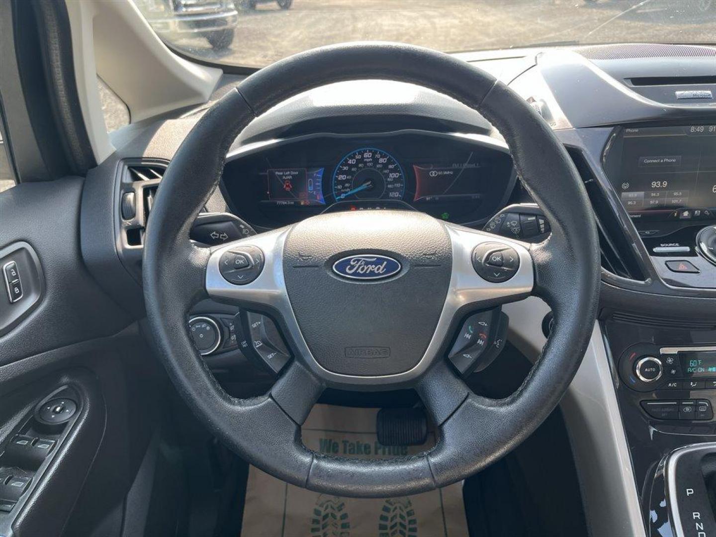 2014 White /Black Ford C-MAX SEL (1FADP5CU8EL) with an 2.0l I-4 Smpi Dohc Phev 2 engine, Automatic transmission, located at 745 East Steele Rd., West Columbia, SC, 29170, (803) 755-9148, 33.927212, -81.148483 - Special Internet Price! 2014 FORD C-MAX SEL with AM/FM/CD/MP3,Radio w/Seek-Scan, Cruise Control w/Steering Wheel Controls, Leather interior, Front powered seats, Panoramic sunroof, Backup camera, Navigation, Bluetooth, Plus more! - Photo#5