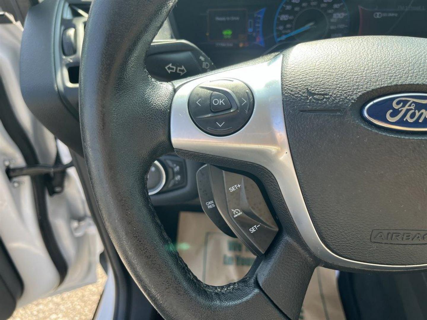 2014 White /Black Ford C-MAX SEL (1FADP5CU8EL) with an 2.0l I-4 Smpi Dohc Phev 2 engine, Automatic transmission, located at 745 East Steele Rd., West Columbia, SC, 29170, (803) 755-9148, 33.927212, -81.148483 - Special Internet Price! 2014 FORD C-MAX SEL with AM/FM/CD/MP3,Radio w/Seek-Scan, Cruise Control w/Steering Wheel Controls, Leather interior, Front powered seats, Panoramic sunroof, Backup camera, Navigation, Bluetooth, Plus more! - Photo#6