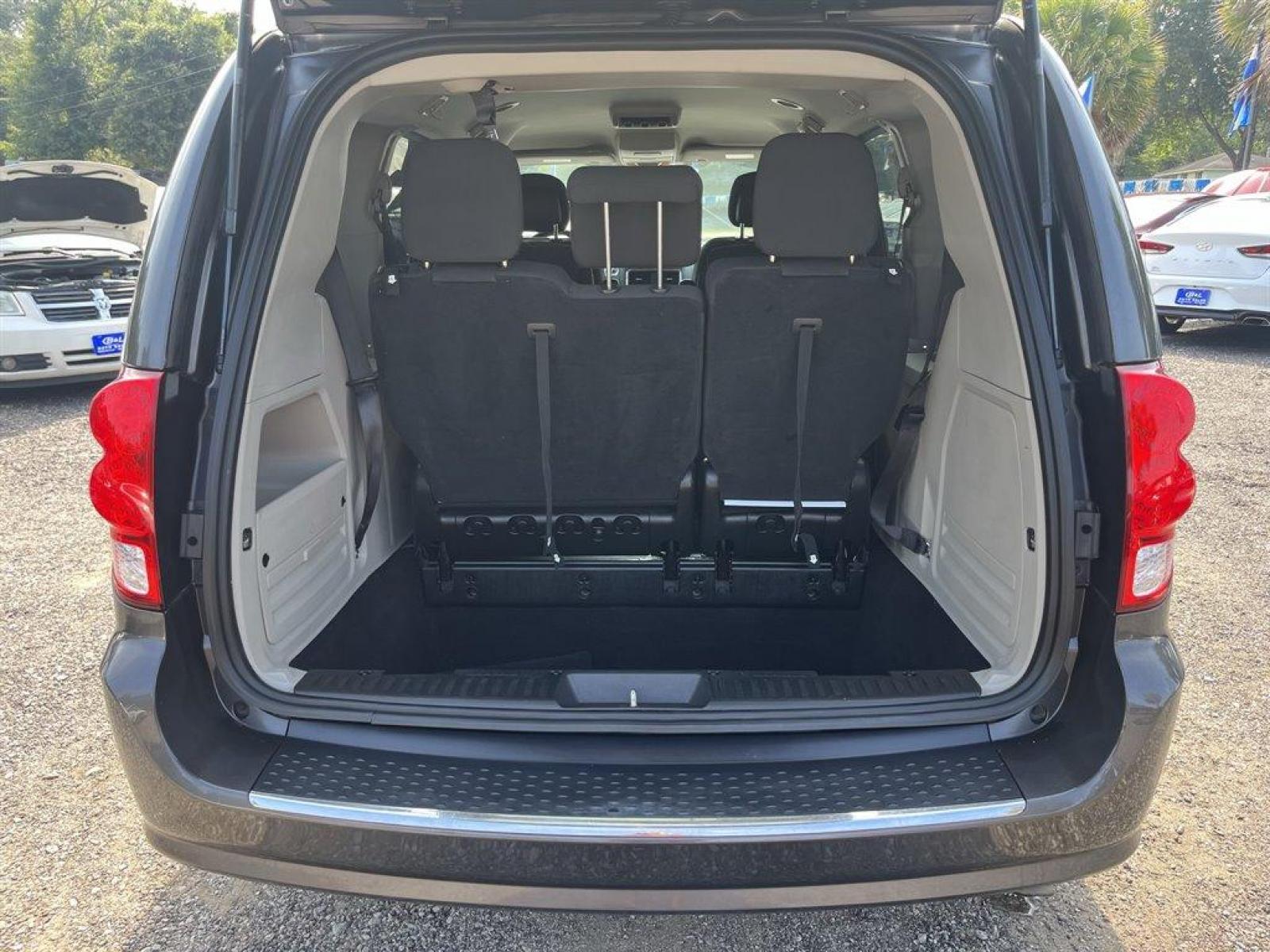 2019 Grey /Black Dodge Grand Caravan (2C4RDGBG3KR) with an 3.6l V6 MPI Dohc VVT Flex engine, Automatic transmission, located at 745 East Steele Rd., West Columbia, SC, 29170, (803) 755-9148, 33.927212, -81.148483 - Special Internet Price! 2019 Dodge Grand Caravan SE with Radio w/Seek-Scan, Aux Port, 6.5 Touchscreen Display, Cruise Control, Bluetooth, Backup Camera, Second Row Captains Seats, 3rd Row Bench Split Seat, Stow N' Go 3rd Row Split Bench Seat, Cloth Interior, Dual Zone Front Manual Air Conditioning, - Photo #23