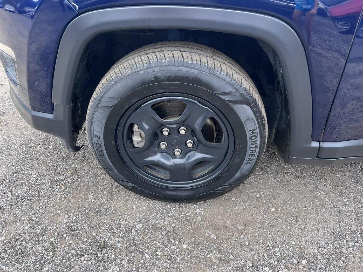 2019 Blue /Tan Jeep Compass (3C4NJCAB4KT) with an 2.4l I-4 MPI Sohc 2.4l engine, Automatic transmission, located at 745 East Steele Rd., West Columbia, SC, 29170, (803) 755-9148, 33.927212, -81.148483 - Special Internet Price! 2019 Jeep Compass with Uconnect 4 with 7 Display, Backup camera, Cruise Control w/Steering Wheel Controls, Dual Zone Front Automatic Air Conditioning, Cloth interior, Remote Keyless Entry, Proximity Key For Push Button Start Only, Plus more! - Photo#33